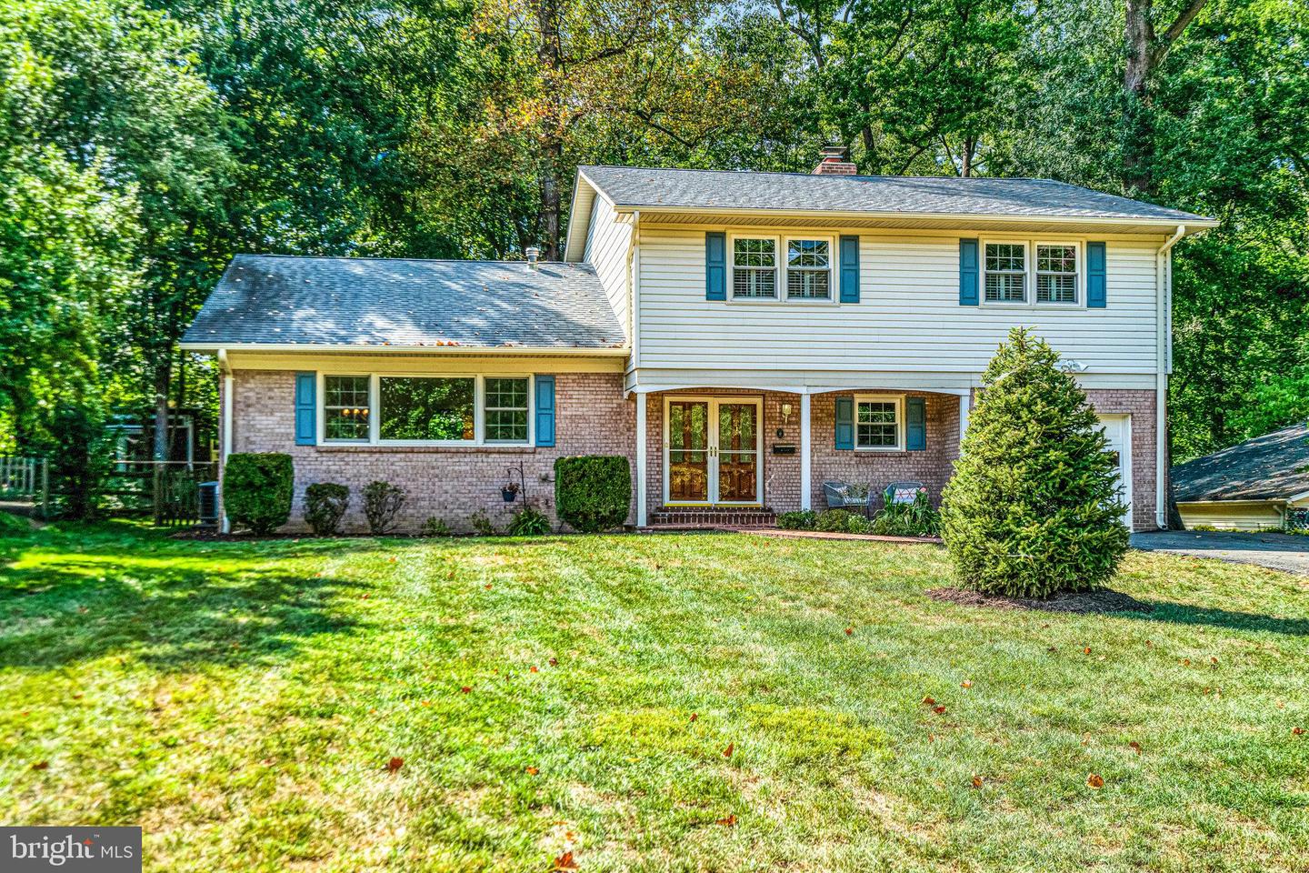 8402 CAMDEN ST, ALEXANDRIA, Virginia 22308, 4 Bedrooms Bedrooms, ,2 BathroomsBathrooms,Residential,For sale,8402 CAMDEN ST,VAFX2229364 MLS # VAFX2229364