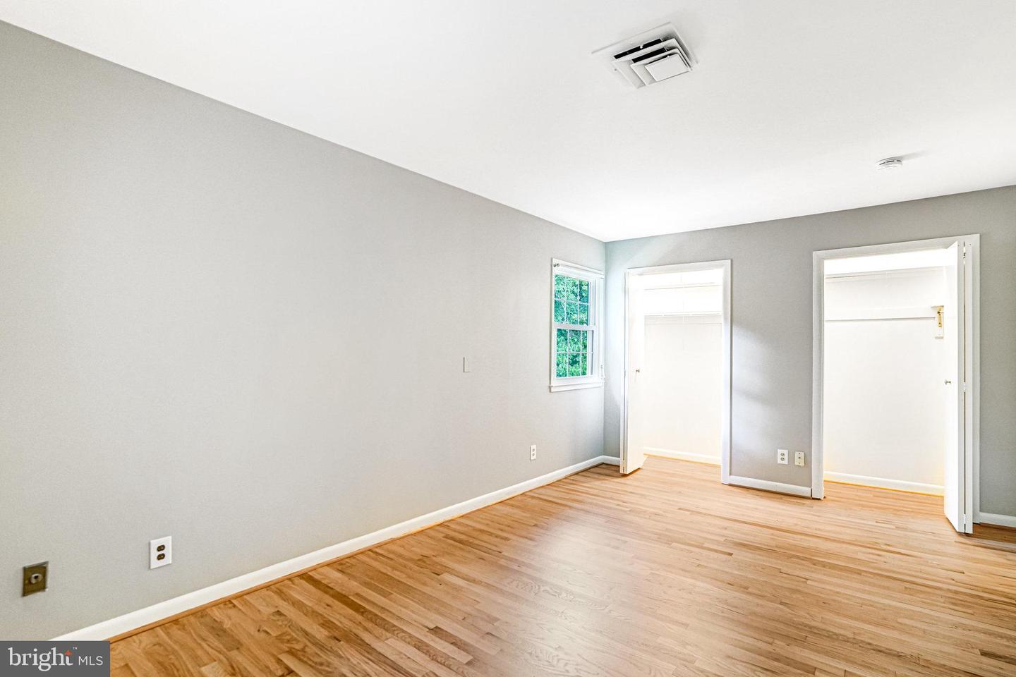 8402 CAMDEN ST, ALEXANDRIA, Virginia 22308, 4 Bedrooms Bedrooms, ,2 BathroomsBathrooms,Residential,For sale,8402 CAMDEN ST,VAFX2229364 MLS # VAFX2229364
