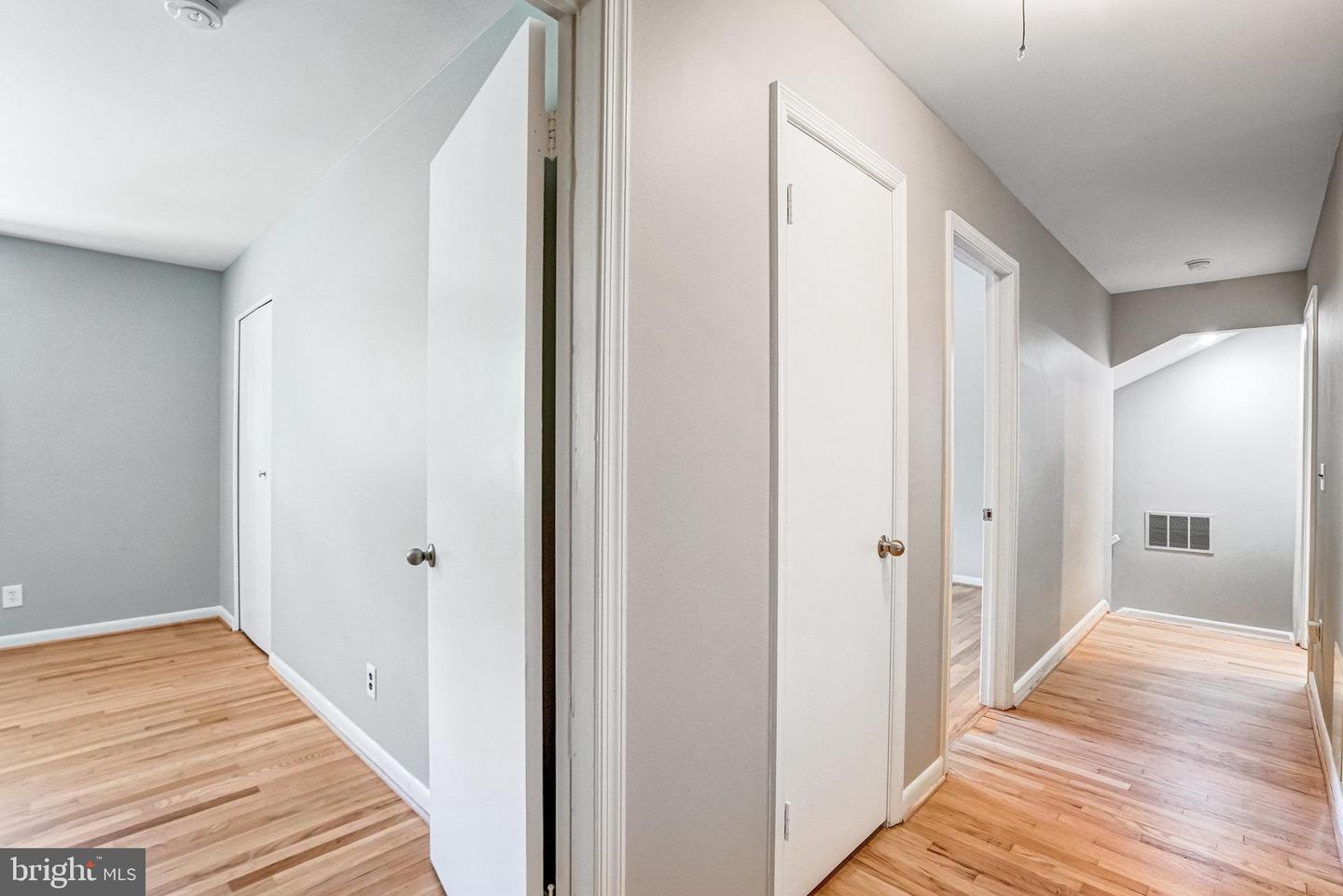 8402 CAMDEN ST, ALEXANDRIA, Virginia 22308, 4 Bedrooms Bedrooms, ,2 BathroomsBathrooms,Residential,For sale,8402 CAMDEN ST,VAFX2229364 MLS # VAFX2229364