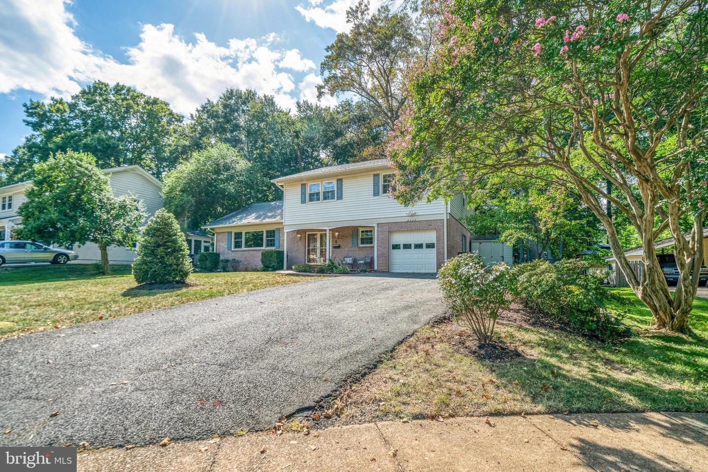 8402 CAMDEN ST, ALEXANDRIA, Virginia 22308, 4 Bedrooms Bedrooms, ,2 BathroomsBathrooms,Residential,For sale,8402 CAMDEN ST,VAFX2229364 MLS # VAFX2229364