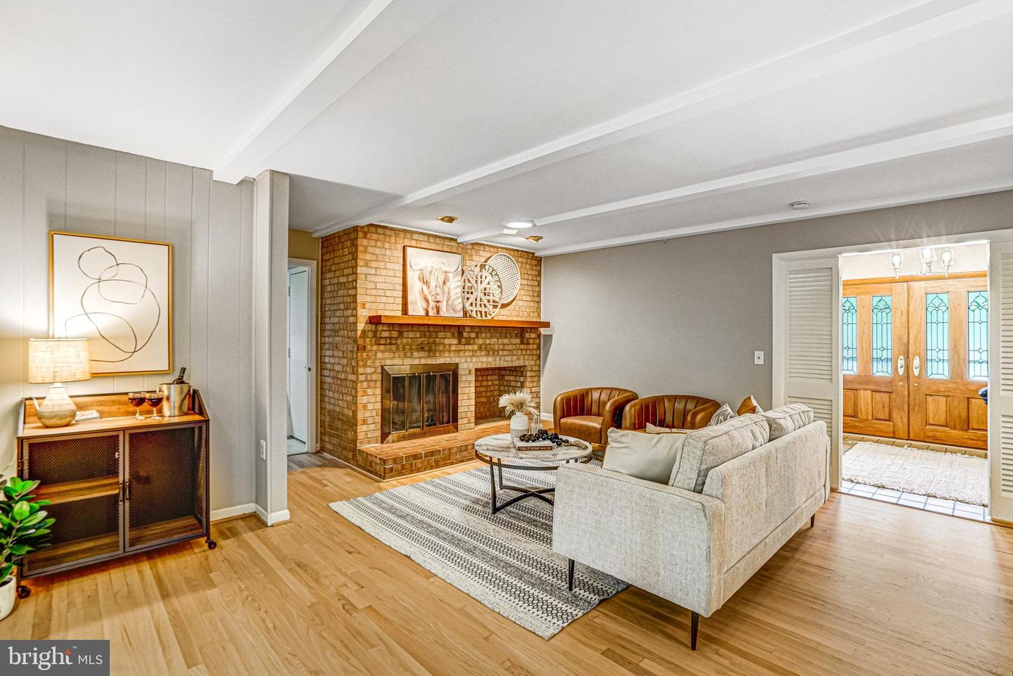 8402 CAMDEN ST, ALEXANDRIA, Virginia 22308, 4 Bedrooms Bedrooms, ,2 BathroomsBathrooms,Residential,For sale,8402 CAMDEN ST,VAFX2229364 MLS # VAFX2229364