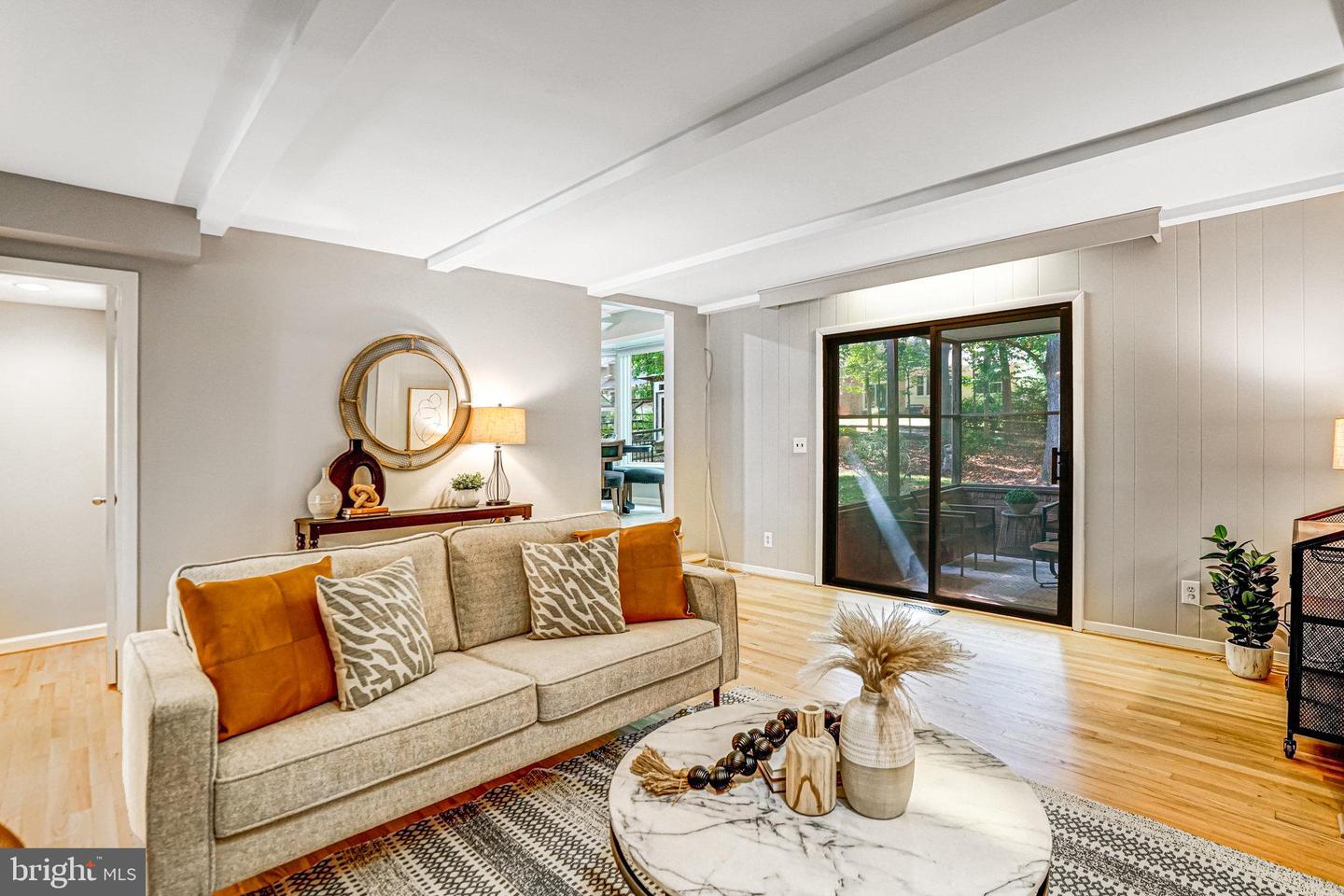 8402 CAMDEN ST, ALEXANDRIA, Virginia 22308, 4 Bedrooms Bedrooms, ,2 BathroomsBathrooms,Residential,For sale,8402 CAMDEN ST,VAFX2229364 MLS # VAFX2229364