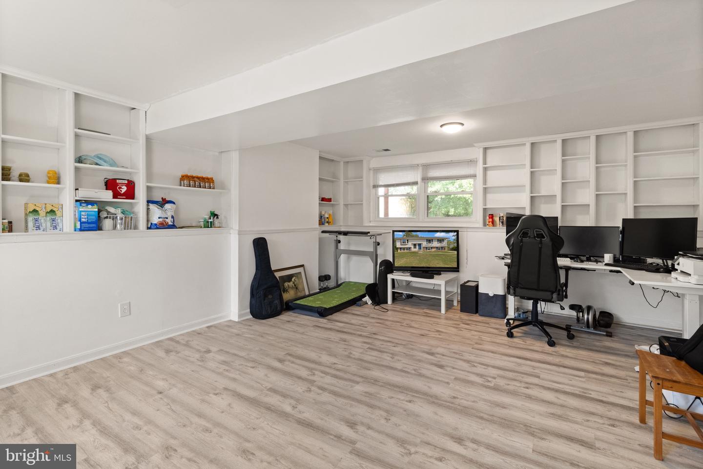 1328 APRIL WAY, HERNDON, Virginia 20170, 5 Bedrooms Bedrooms, ,3 BathroomsBathrooms,Residential,For sale,1328 APRIL WAY,VAFX2235044 MLS # VAFX2235044