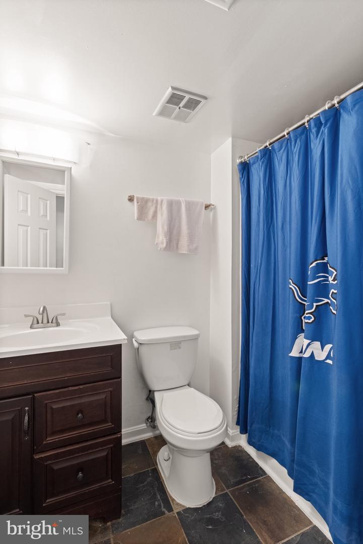 1328 APRIL WAY, HERNDON, Virginia 20170, 5 Bedrooms Bedrooms, ,3 BathroomsBathrooms,Residential,For sale,1328 APRIL WAY,VAFX2235044 MLS # VAFX2235044