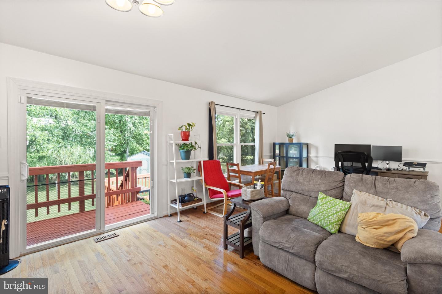 1328 APRIL WAY, HERNDON, Virginia 20170, 5 Bedrooms Bedrooms, ,3 BathroomsBathrooms,Residential,For sale,1328 APRIL WAY,VAFX2235044 MLS # VAFX2235044