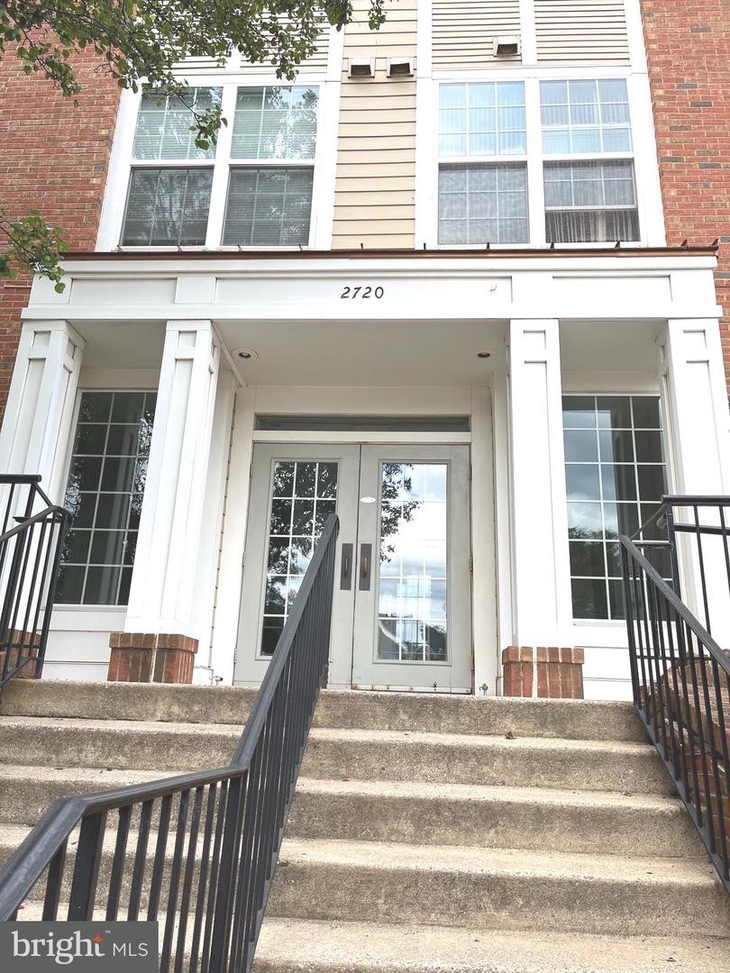 2720 BELLFOREST CT #201, VIENNA, Virginia 22180, 1 Bedroom Bedrooms, ,1 BathroomBathrooms,Residential,For sale,2720 BELLFOREST CT #201,VAFX2243982 MLS # VAFX2243982
