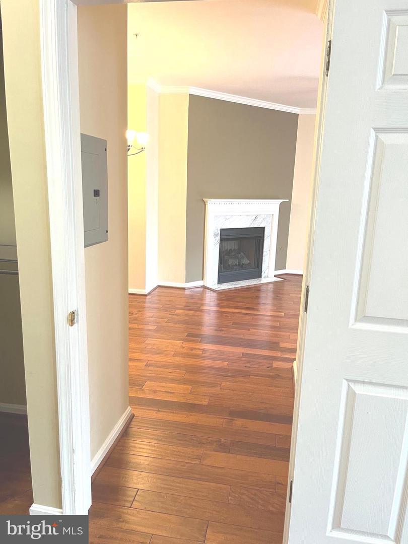 2720 BELLFOREST CT #201, VIENNA, Virginia 22180, 1 Bedroom Bedrooms, ,1 BathroomBathrooms,Residential,For sale,2720 BELLFOREST CT #201,VAFX2243982 MLS # VAFX2243982