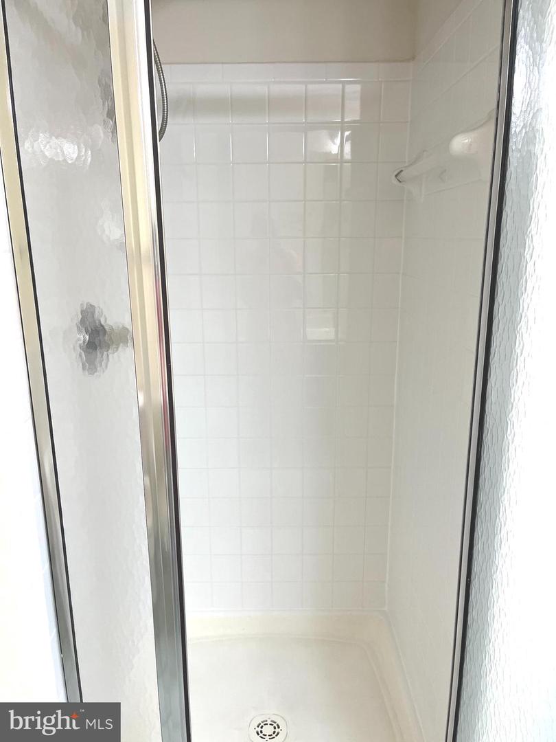 2720 BELLFOREST CT #201, VIENNA, Virginia 22180, 1 Bedroom Bedrooms, ,1 BathroomBathrooms,Residential,For sale,2720 BELLFOREST CT #201,VAFX2243982 MLS # VAFX2243982