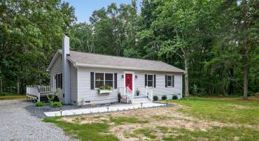 1339 HARRIS CREEK RD, LOUISA, Virginia 23093, 4 Bedrooms Bedrooms, ,1 BathroomBathrooms,Residential,1339 HARRIS CREEK RD,VALA2008504 MLS # VALA2008504