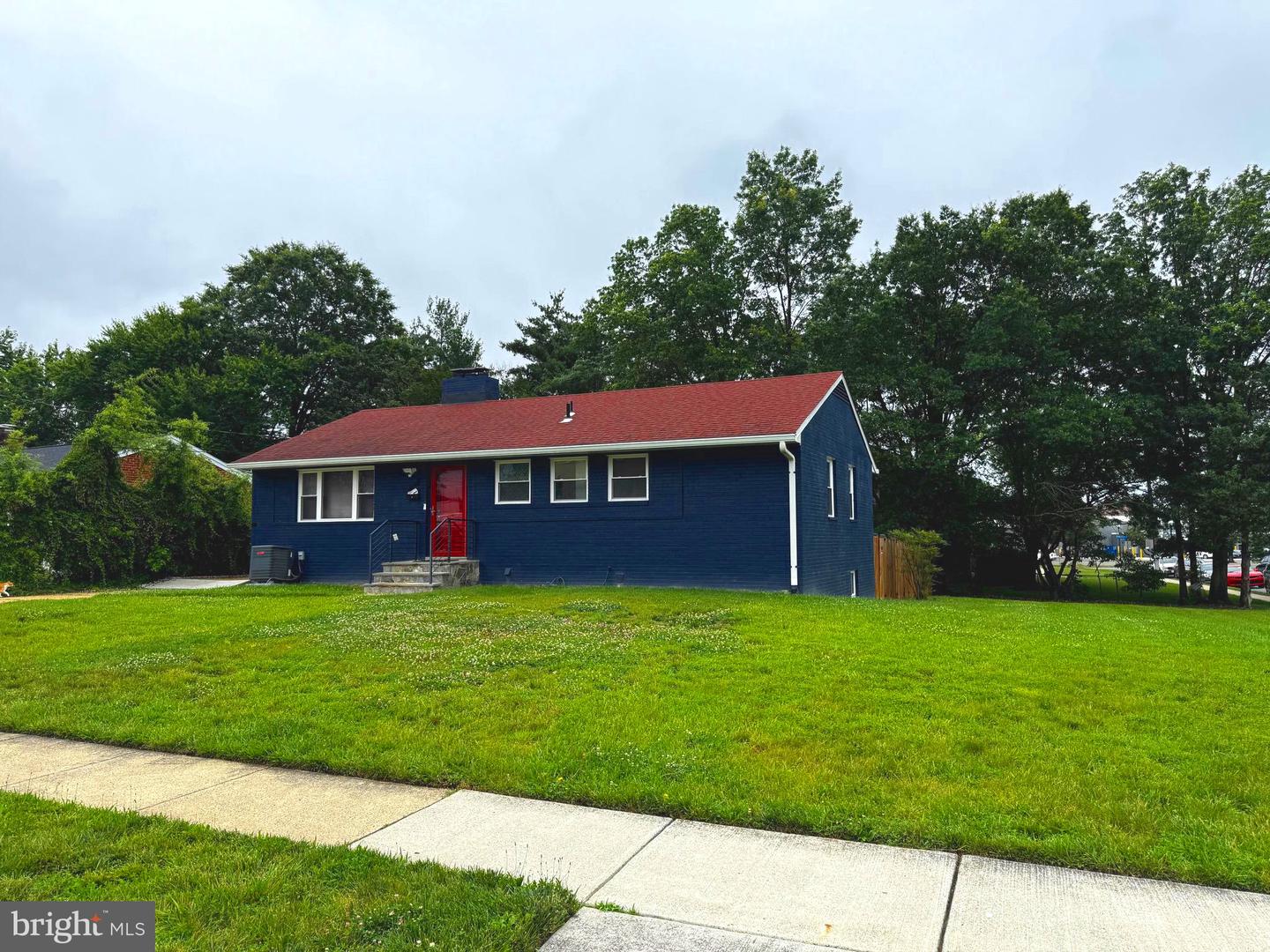 6107 DANA AVE, SPRINGFIELD, Virginia 22150, 3 Bedrooms Bedrooms, ,3 BathroomsBathrooms,Residential,For sale,6107 DANA AVE,VAFX2248652 MLS # VAFX2248652