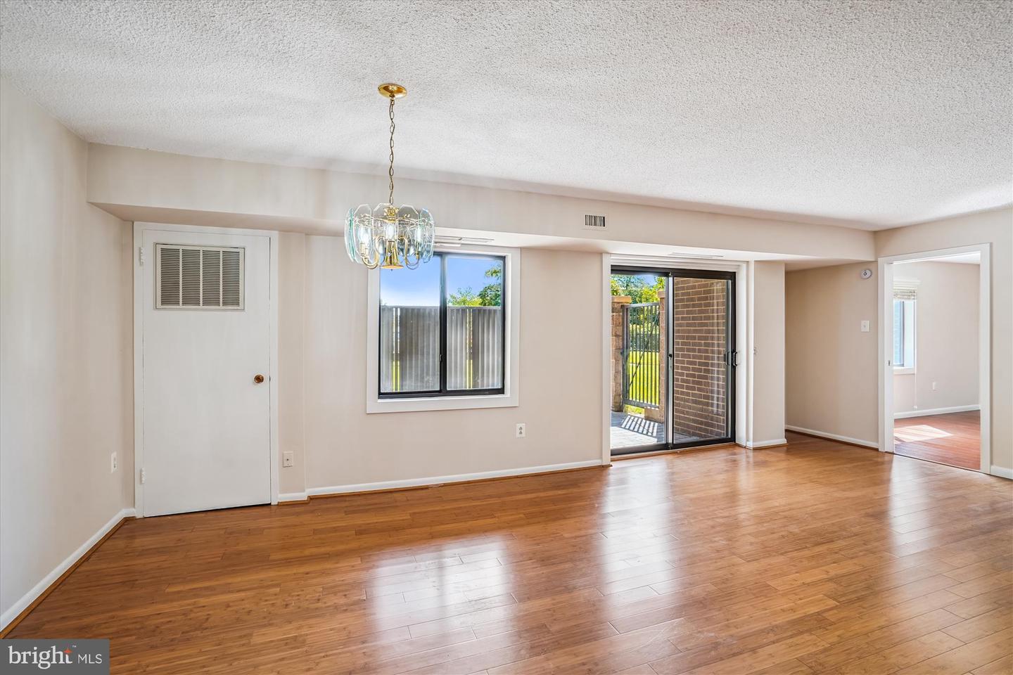 200 N PICKETT ST #108, ALEXANDRIA, Virginia 22304, 2 Bedrooms Bedrooms, ,2 BathroomsBathrooms,Residential,For sale,200 N PICKETT ST #108,VAAX2047004 MLS # VAAX2047004