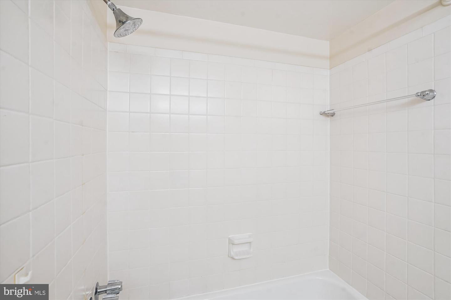 200 N PICKETT ST #108, ALEXANDRIA, Virginia 22304, 2 Bedrooms Bedrooms, ,2 BathroomsBathrooms,Residential,For sale,200 N PICKETT ST #108,VAAX2047004 MLS # VAAX2047004