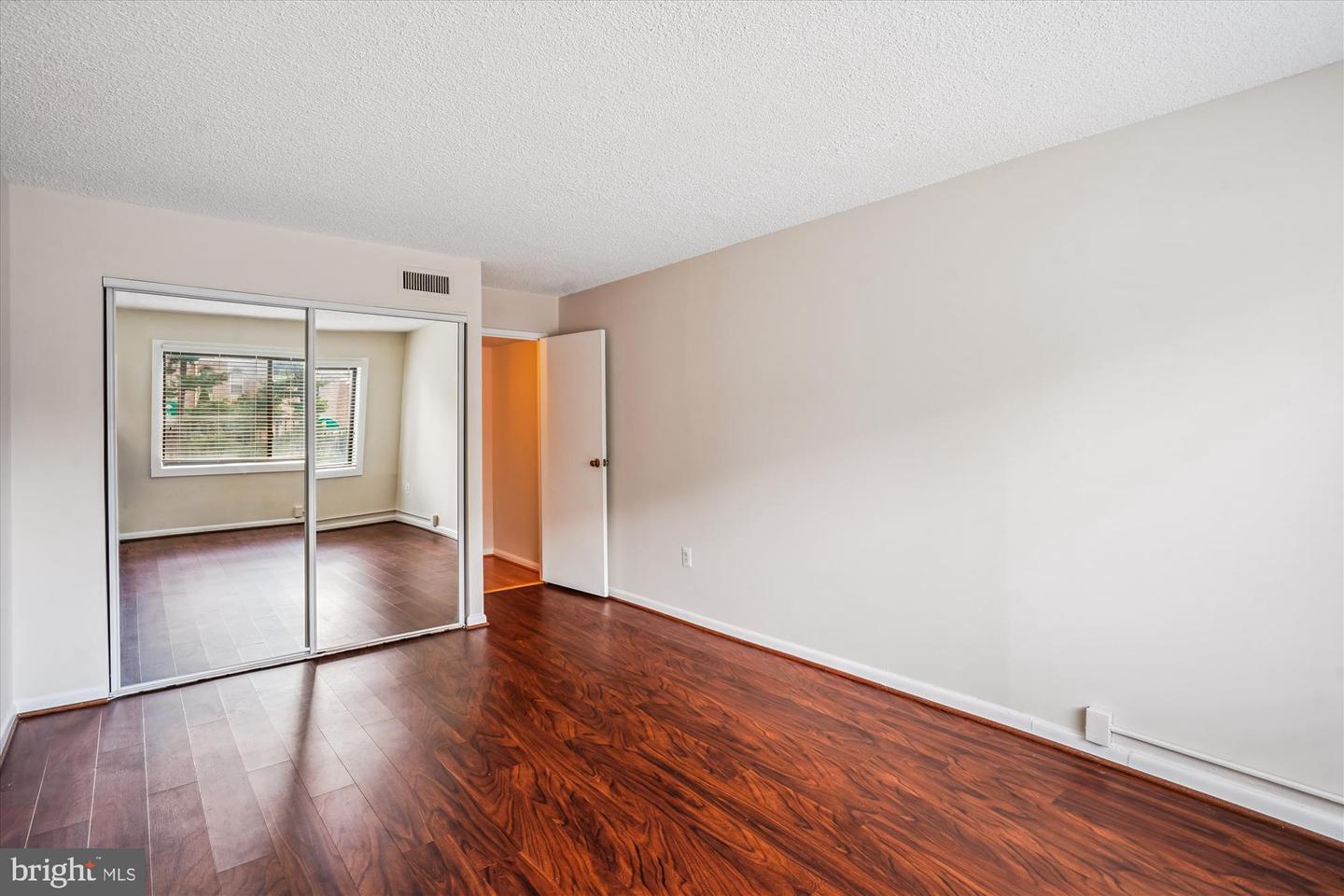 200 N PICKETT ST #108, ALEXANDRIA, Virginia 22304, 2 Bedrooms Bedrooms, ,2 BathroomsBathrooms,Residential,For sale,200 N PICKETT ST #108,VAAX2047004 MLS # VAAX2047004