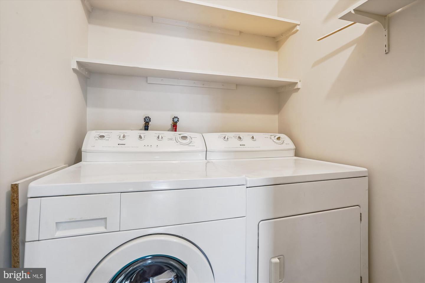 200 N PICKETT ST #108, ALEXANDRIA, Virginia 22304, 2 Bedrooms Bedrooms, ,2 BathroomsBathrooms,Residential,For sale,200 N PICKETT ST #108,VAAX2047004 MLS # VAAX2047004