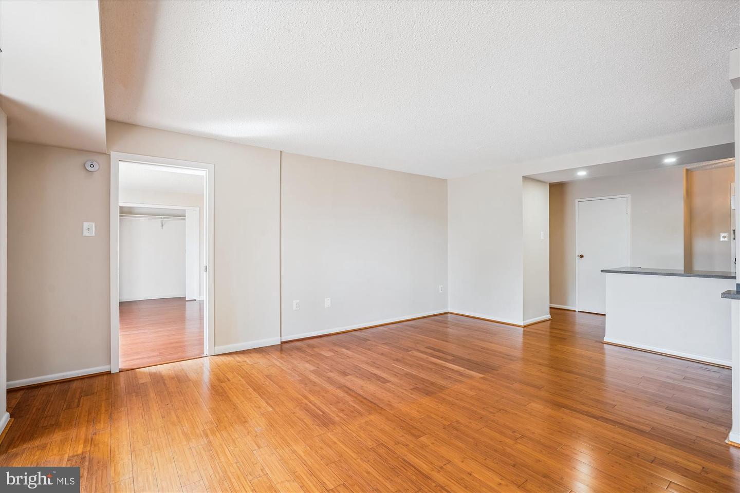 200 N PICKETT ST #108, ALEXANDRIA, Virginia 22304, 2 Bedrooms Bedrooms, ,2 BathroomsBathrooms,Residential,For sale,200 N PICKETT ST #108,VAAX2047004 MLS # VAAX2047004