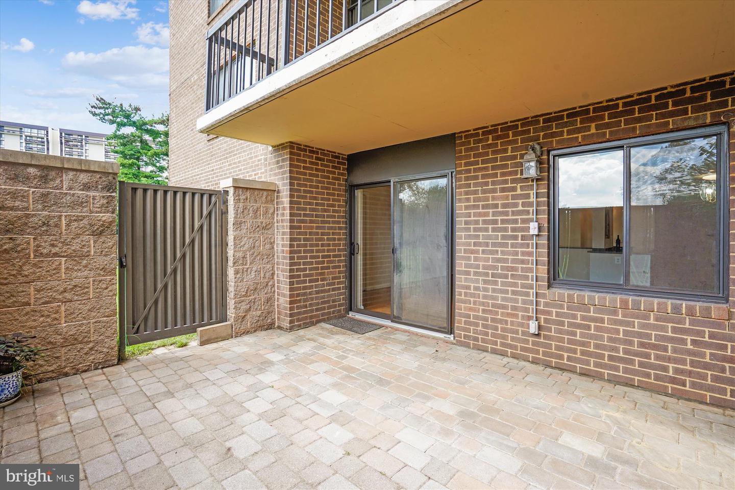 200 N PICKETT ST #108, ALEXANDRIA, Virginia 22304, 2 Bedrooms Bedrooms, ,2 BathroomsBathrooms,Residential,For sale,200 N PICKETT ST #108,VAAX2047004 MLS # VAAX2047004