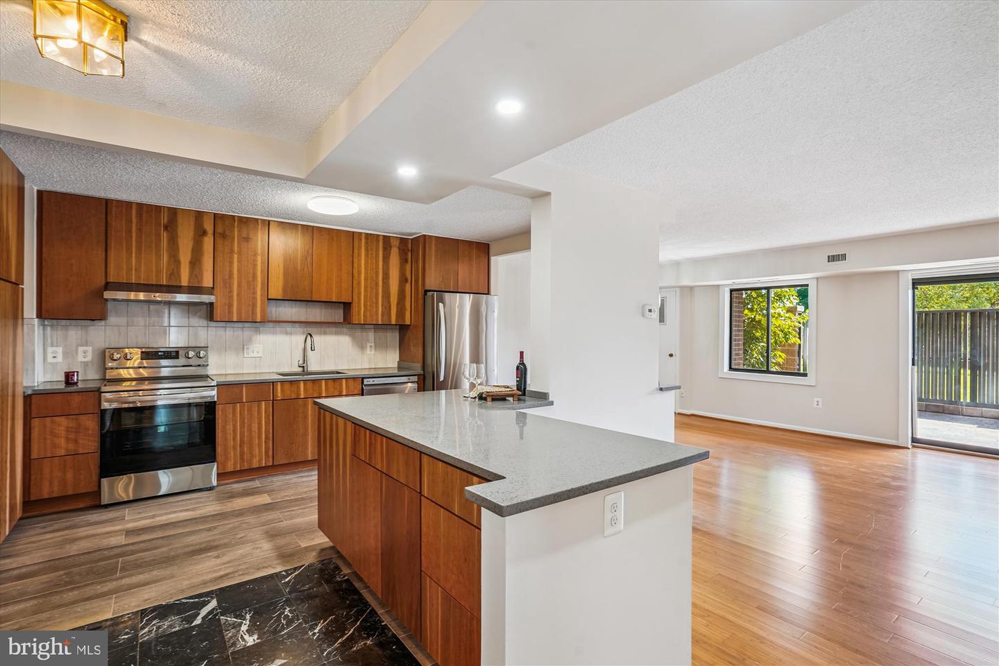 200 N PICKETT ST #108, ALEXANDRIA, Virginia 22304, 2 Bedrooms Bedrooms, ,2 BathroomsBathrooms,Residential,For sale,200 N PICKETT ST #108,VAAX2047004 MLS # VAAX2047004