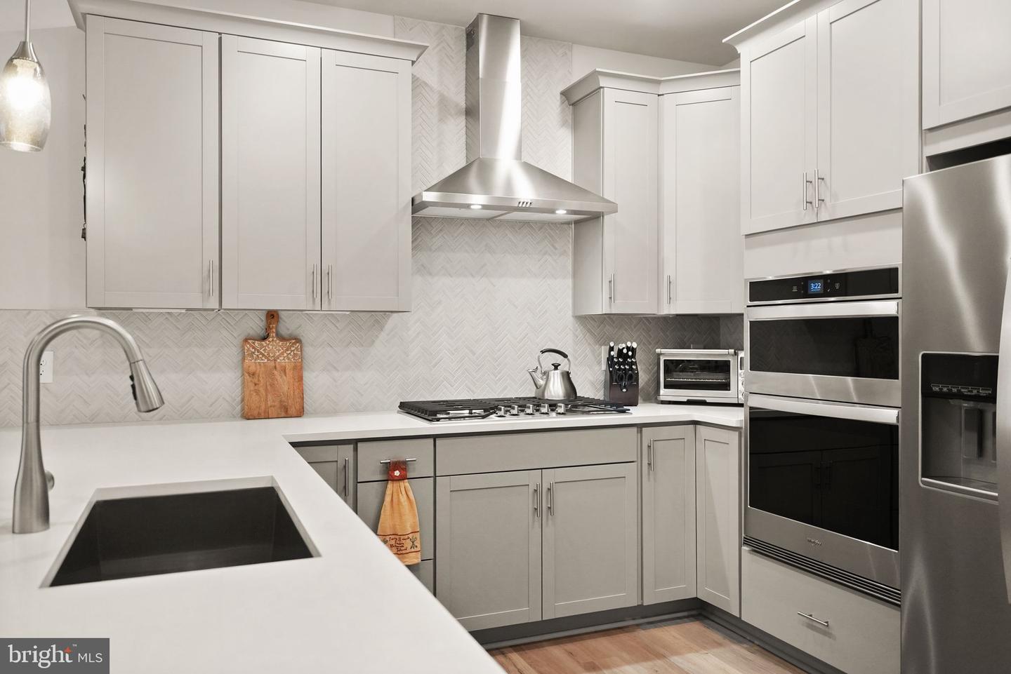 15524 MARIGOLD FALLS LN, HAYMARKET, Virginia 20169, 3 Bedrooms Bedrooms, ,3 BathroomsBathrooms,Residential,For sale,15524 MARIGOLD FALLS LN,VAPW2098518 MLS # VAPW2098518