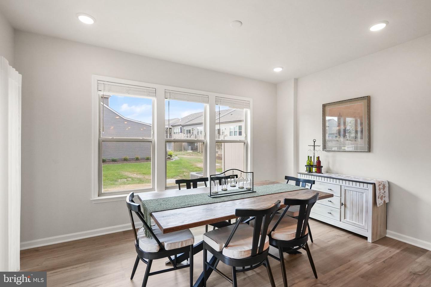 15524 MARIGOLD FALLS LN, HAYMARKET, Virginia 20169, 3 Bedrooms Bedrooms, ,3 BathroomsBathrooms,Residential,For sale,15524 MARIGOLD FALLS LN,VAPW2098518 MLS # VAPW2098518