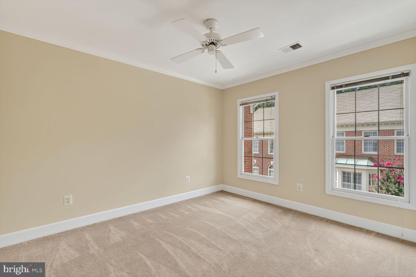 4627 KNIGHT PL, ALEXANDRIA, Virginia 22311, 3 Bedrooms Bedrooms, ,2 BathroomsBathrooms,Residential,For sale,4627 KNIGHT PL,VAAX2047208 MLS # VAAX2047208
