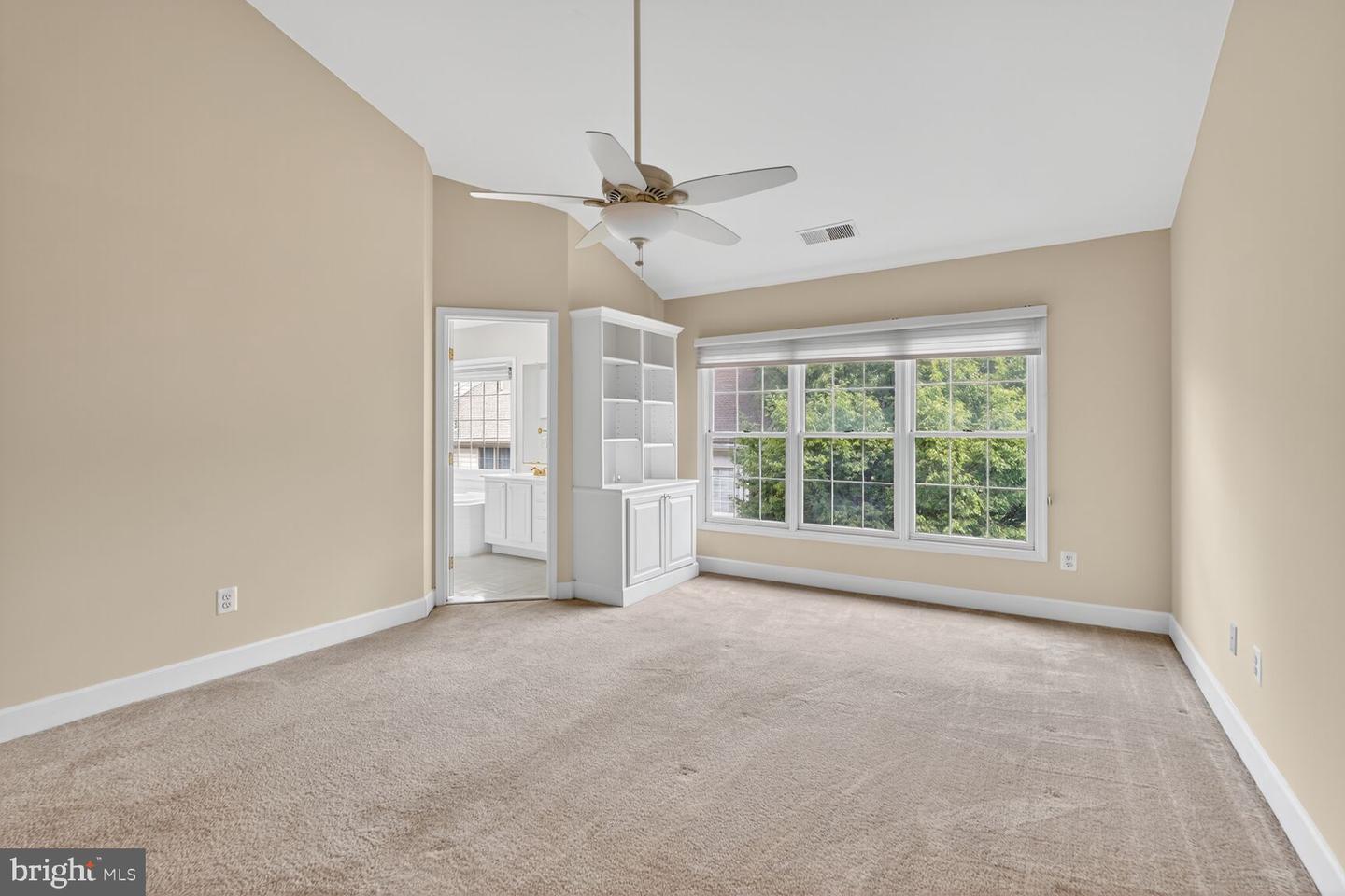 4627 KNIGHT PL, ALEXANDRIA, Virginia 22311, 3 Bedrooms Bedrooms, ,2 BathroomsBathrooms,Residential,For sale,4627 KNIGHT PL,VAAX2047208 MLS # VAAX2047208