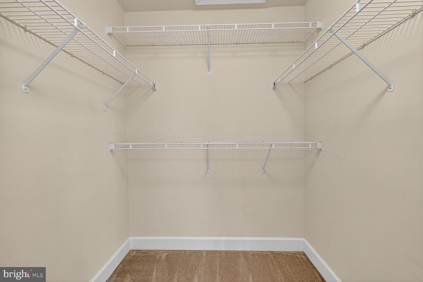 4627 KNIGHT PL, ALEXANDRIA, Virginia 22311, 3 Bedrooms Bedrooms, ,2 BathroomsBathrooms,Residential,For sale,4627 KNIGHT PL,VAAX2047208 MLS # VAAX2047208
