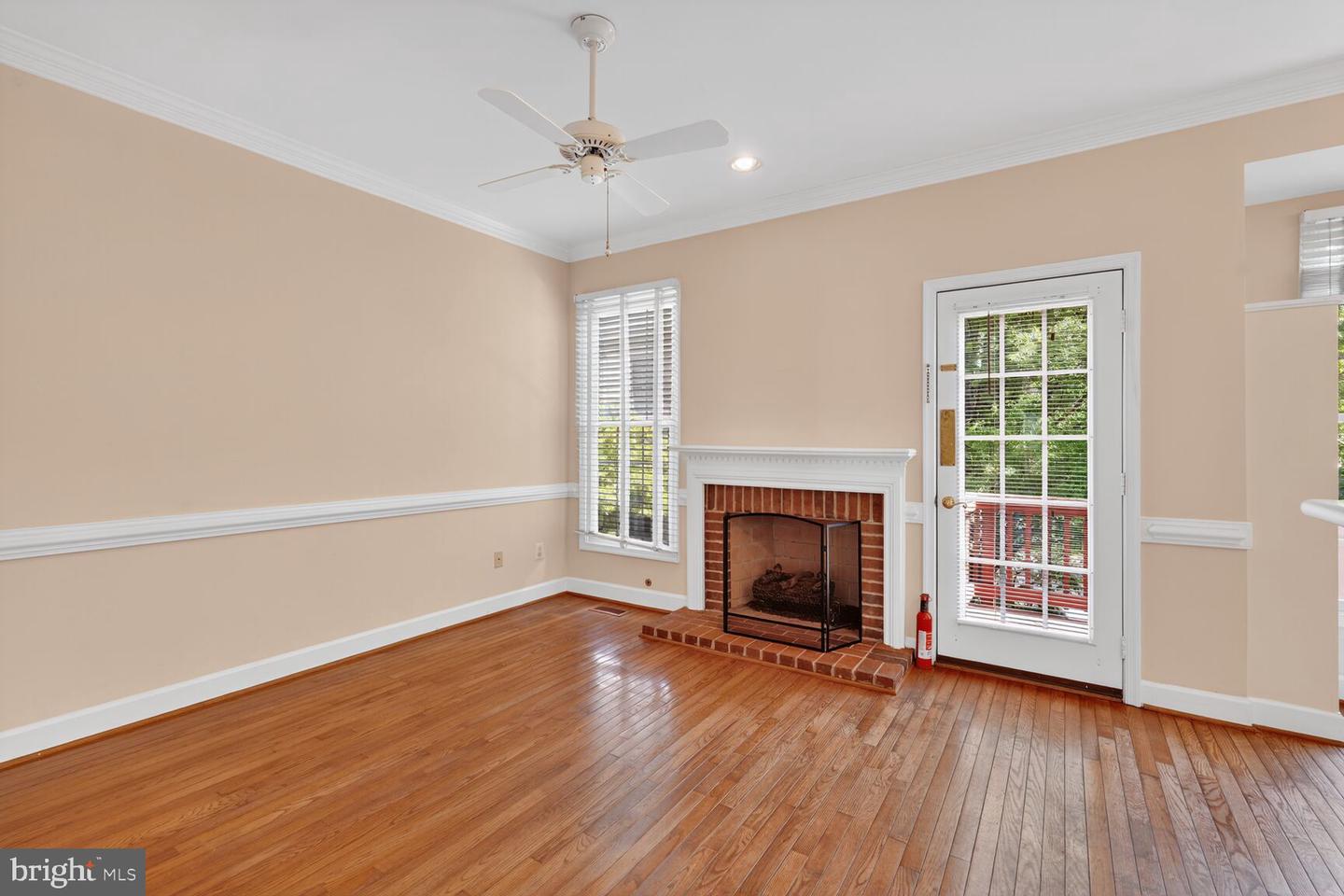 4627 KNIGHT PL, ALEXANDRIA, Virginia 22311, 3 Bedrooms Bedrooms, ,2 BathroomsBathrooms,Residential,For sale,4627 KNIGHT PL,VAAX2047208 MLS # VAAX2047208