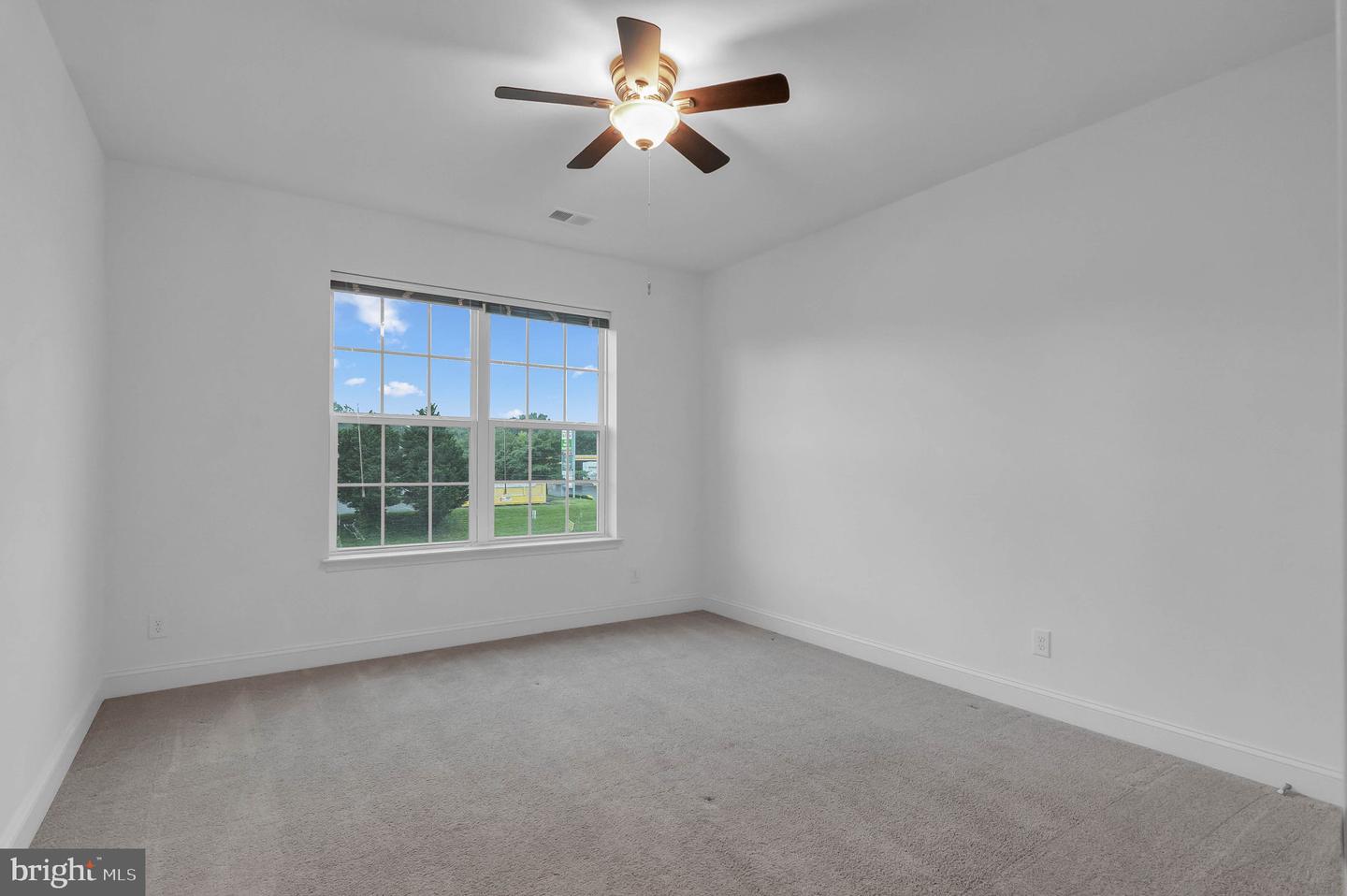 10273 FOUNTAIN CIR #306, MANASSAS, Virginia 20110, 2 Bedrooms Bedrooms, ,2 BathroomsBathrooms,Residential,For sale,10273 FOUNTAIN CIR #306,VAMN2008646 MLS # VAMN2008646