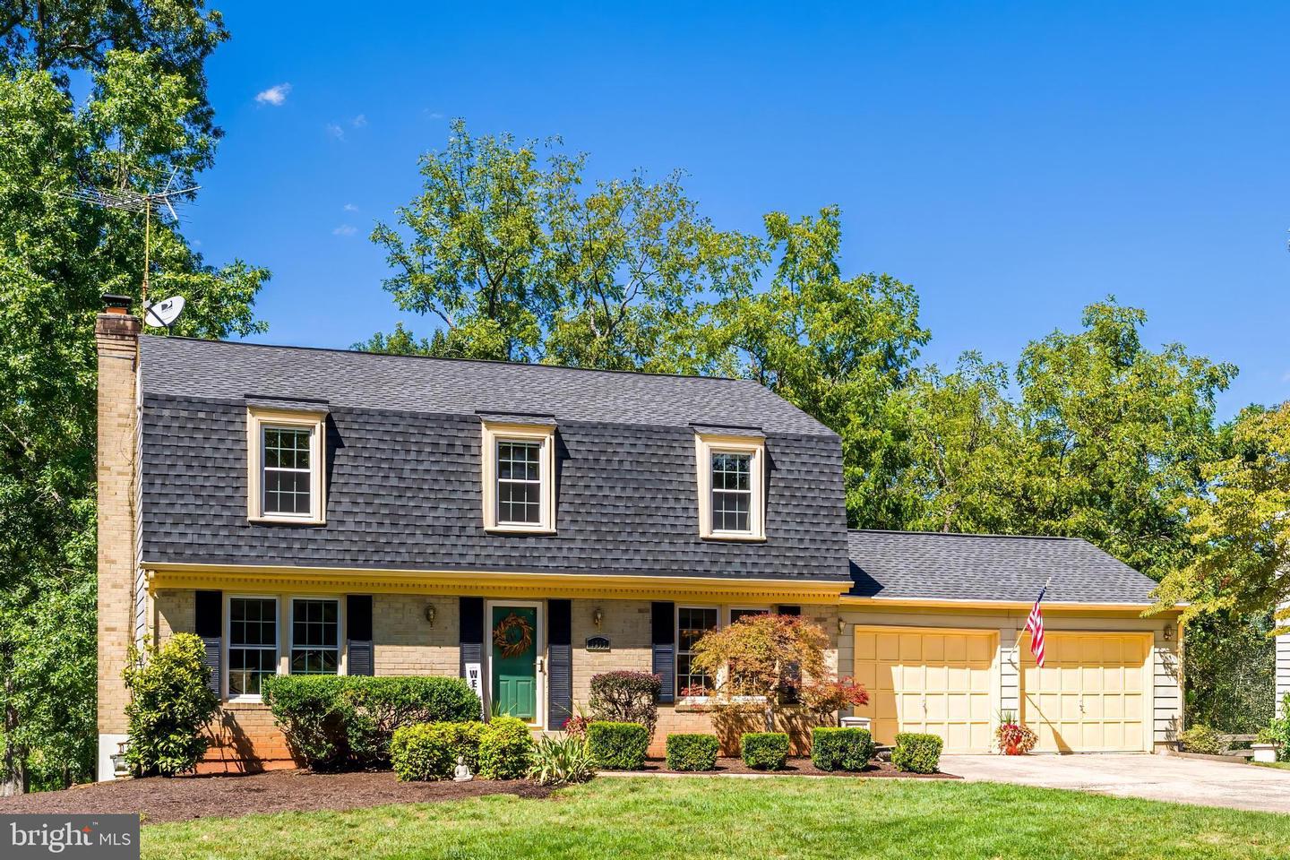 1217 BRADFIELD DR SW, LEESBURG, Virginia 20175, 4 Bedrooms Bedrooms, ,2 BathroomsBathrooms,Residential,For sale,1217 BRADFIELD DR SW,VALO2102108 MLS # VALO2102108