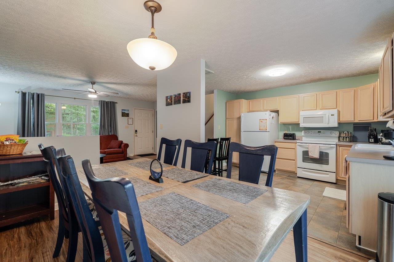 240 RED FOX CT, MCGAHEYSVILLE, Virginia 22840, 3 Bedrooms Bedrooms, ,2 BathroomsBathrooms,Residential,240 RED FOX CT,668434 MLS # 668434