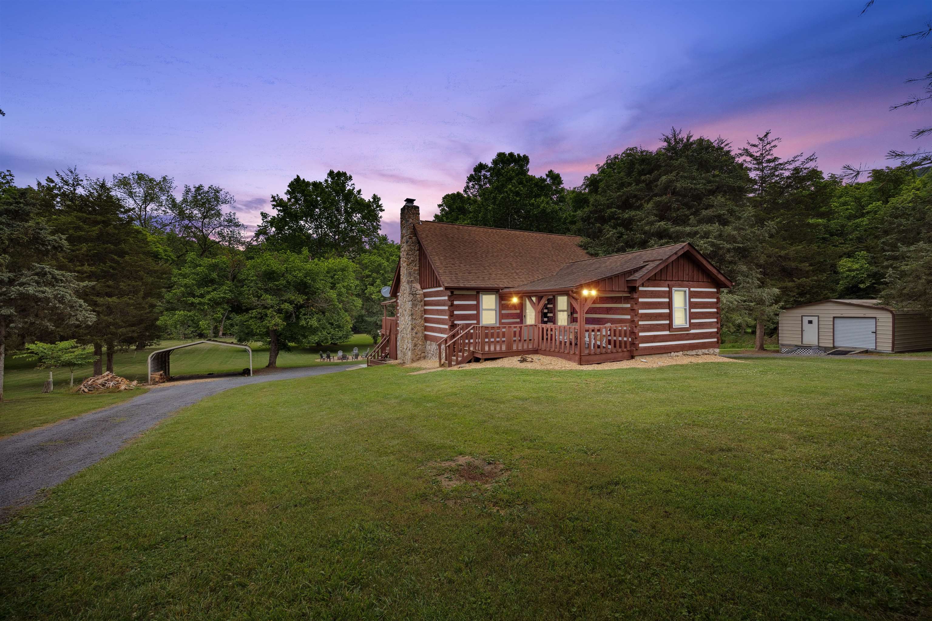 711 INDIAN CAMP TRL, MAURERTOWN, Virginia 22644, 5 Bedrooms Bedrooms, ,3 BathroomsBathrooms,Residential,Lazy Bear Lodge,711 INDIAN CAMP TRL,668438 MLS # 668438