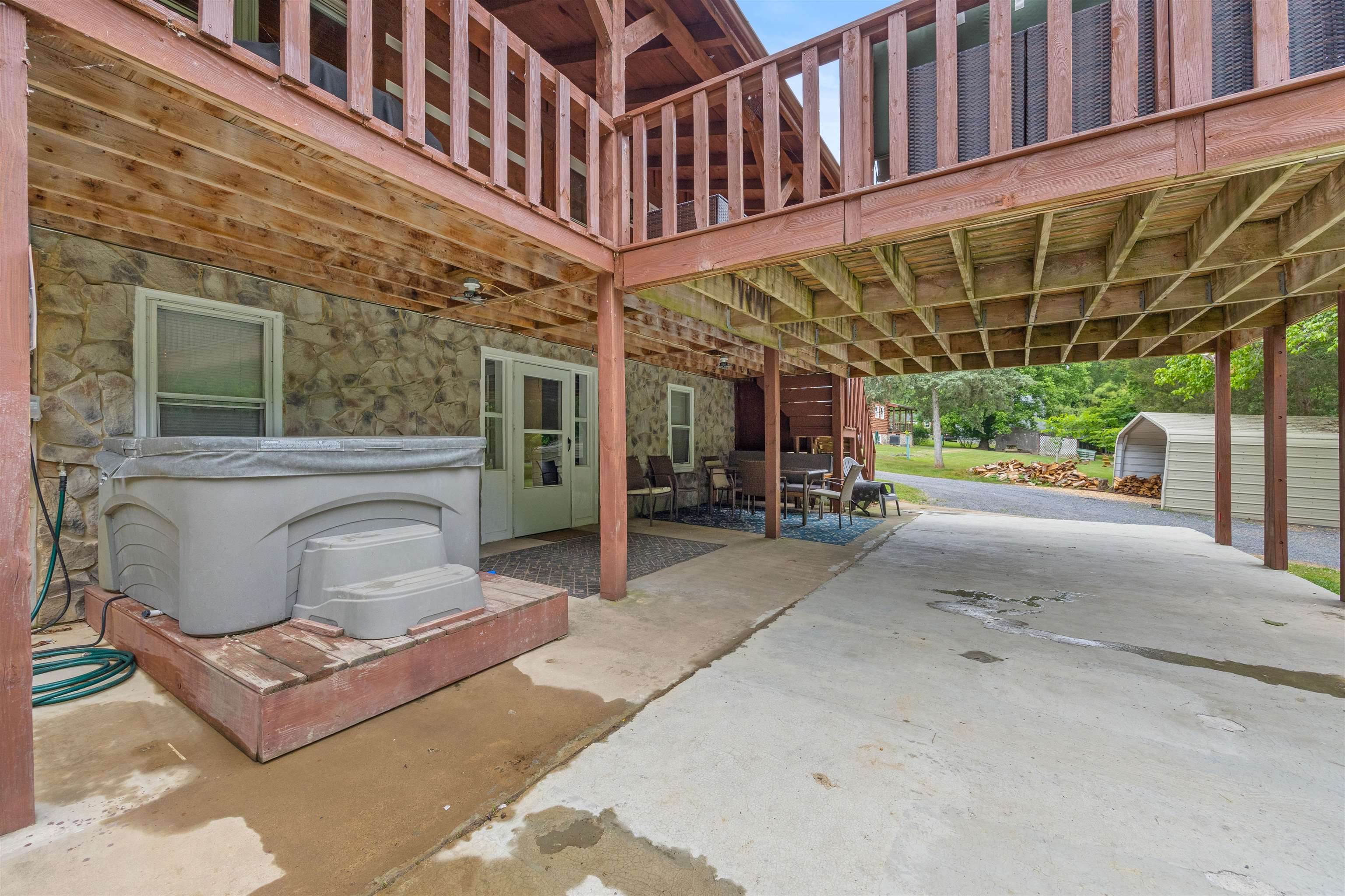 711 INDIAN CAMP TRL, MAURERTOWN, Virginia 22644, 5 Bedrooms Bedrooms, ,3 BathroomsBathrooms,Residential,Lazy Bear Lodge,711 INDIAN CAMP TRL,668438 MLS # 668438