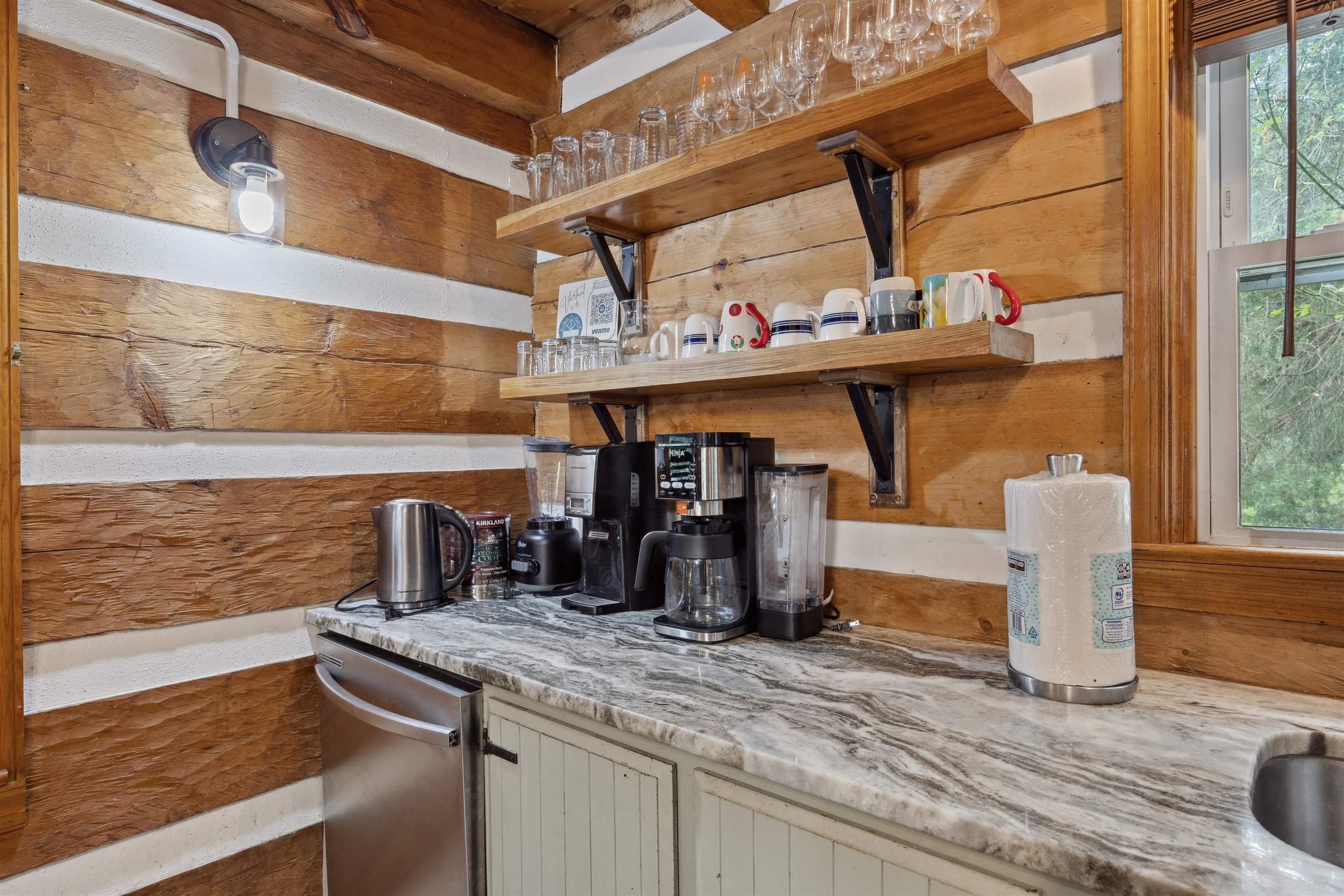 711 INDIAN CAMP TRL, MAURERTOWN, Virginia 22644, 5 Bedrooms Bedrooms, ,3 BathroomsBathrooms,Residential,Lazy Bear Lodge,711 INDIAN CAMP TRL,668438 MLS # 668438