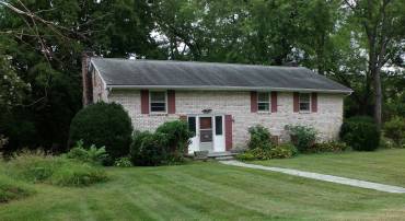 1416 CHATHAM RD, WAYNESBORO, Virginia 22980, 3 Bedrooms Bedrooms, ,2 BathroomsBathrooms,Residential,1416 CHATHAM RD,668440 MLS # 668440