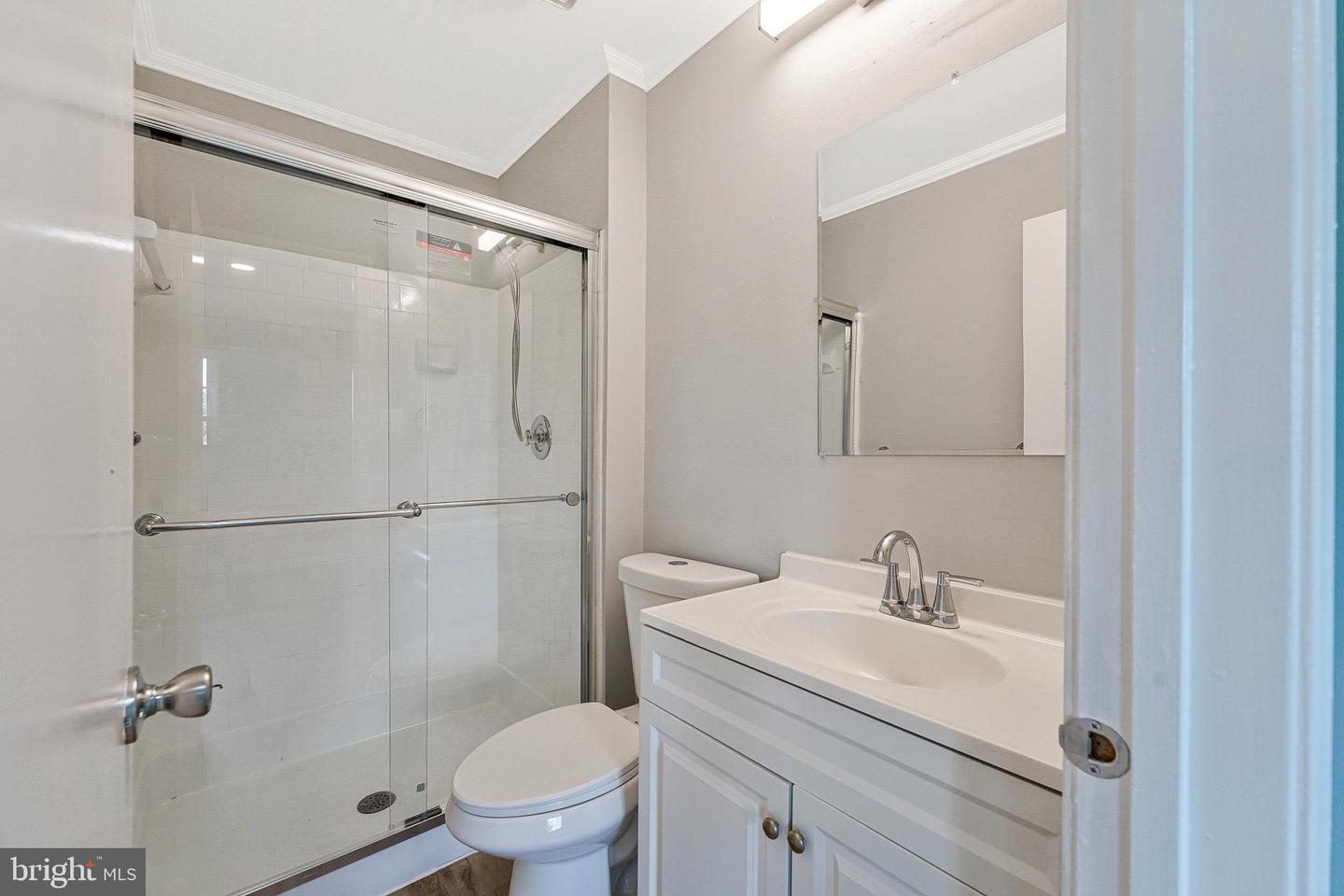 4158 PLEASANT MEADOW CT #108D, CHANTILLY, Virginia 20151, 3 Bedrooms Bedrooms, ,2 BathroomsBathrooms,Residential,For sale,4158 PLEASANT MEADOW CT #108D,VAFX2255784 MLS # VAFX2255784