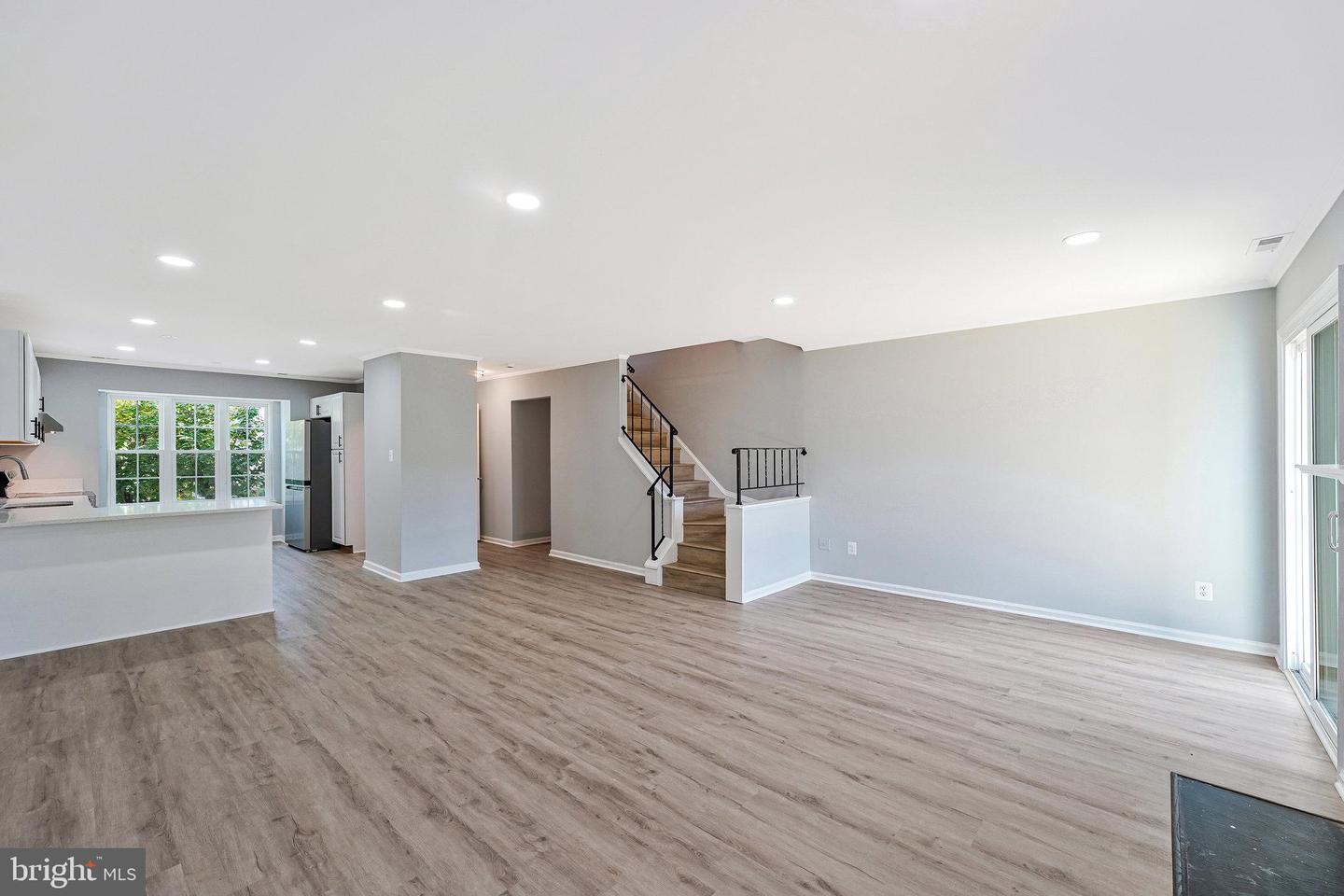 4158 PLEASANT MEADOW CT #108D, CHANTILLY, Virginia 20151, 3 Bedrooms Bedrooms, ,2 BathroomsBathrooms,Residential,For sale,4158 PLEASANT MEADOW CT #108D,VAFX2255784 MLS # VAFX2255784