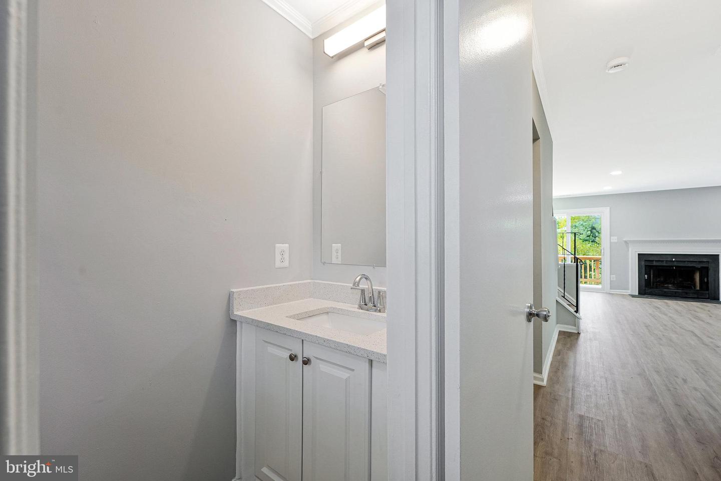 4158 PLEASANT MEADOW CT #108D, CHANTILLY, Virginia 20151, 3 Bedrooms Bedrooms, ,2 BathroomsBathrooms,Residential,For sale,4158 PLEASANT MEADOW CT #108D,VAFX2255784 MLS # VAFX2255784