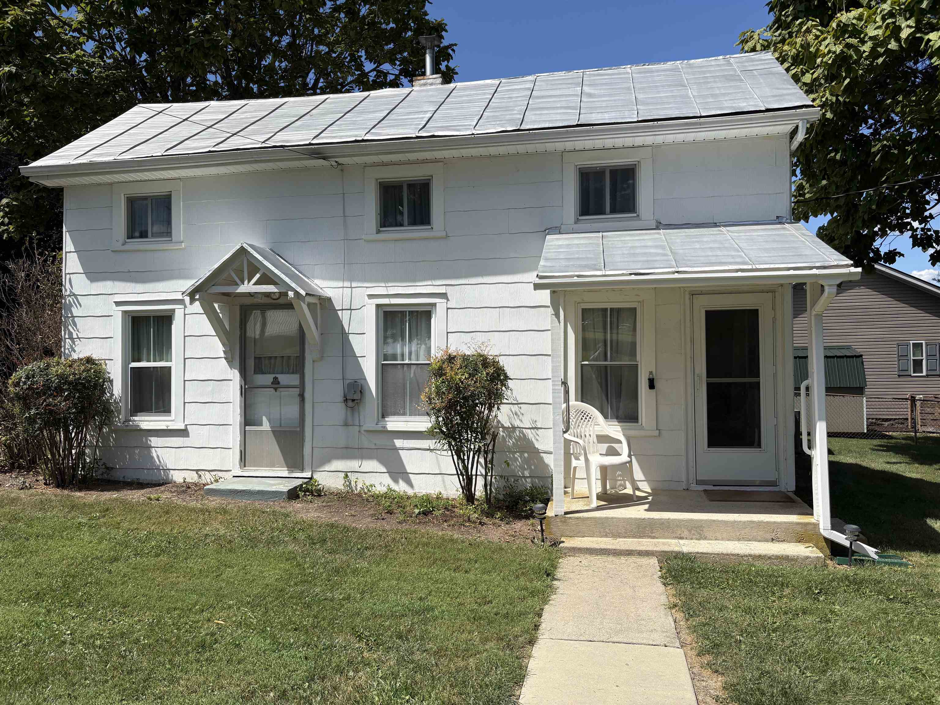 1831 BARRENRIDGE RD, STAUNTON, Virginia 24401, 3 Bedrooms Bedrooms, ,1 BathroomBathrooms,Residential,1831 BARRENRIDGE RD,668442 MLS # 668442