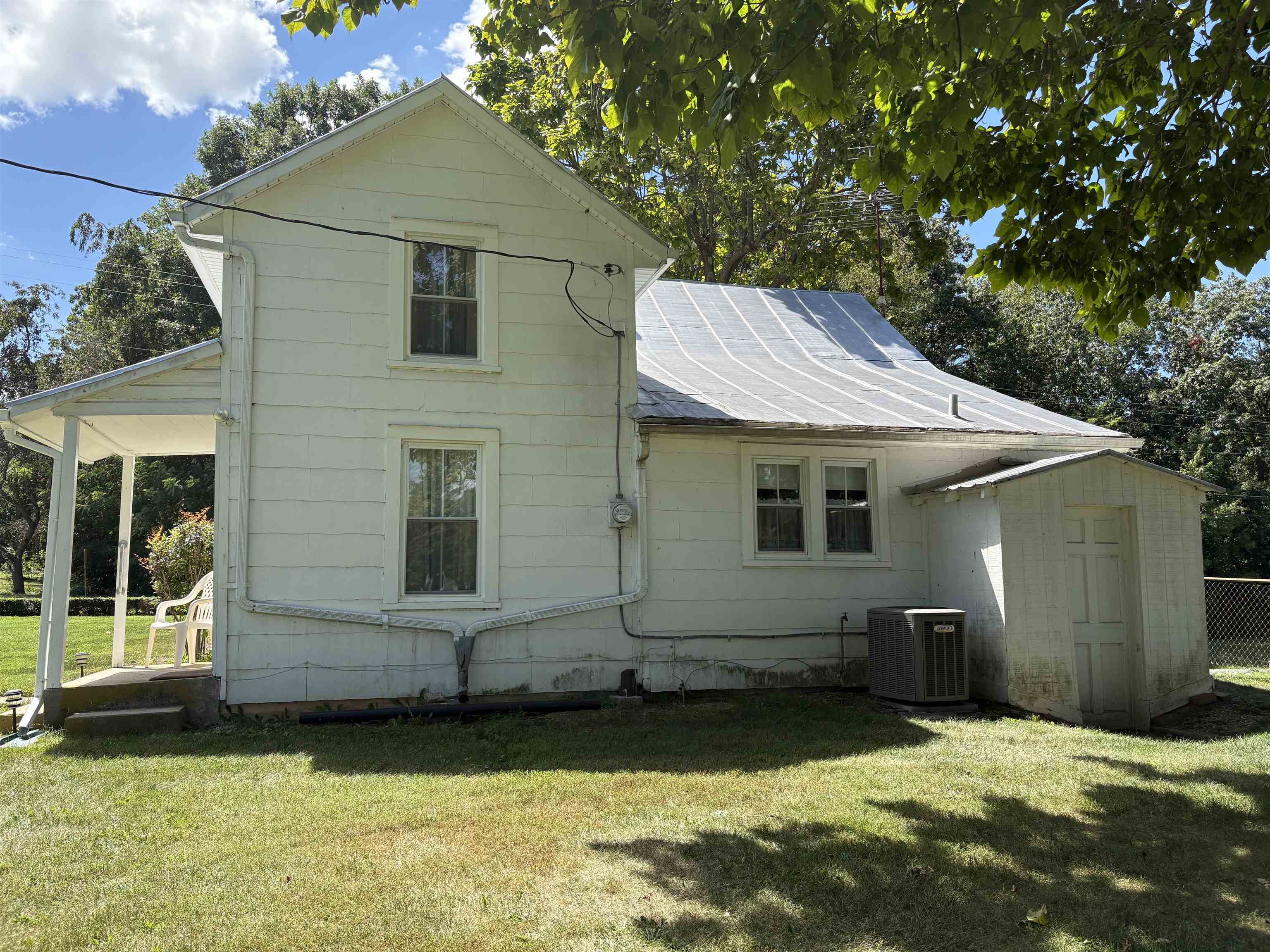1831 BARRENRIDGE RD, STAUNTON, Virginia 24401, 3 Bedrooms Bedrooms, ,1 BathroomBathrooms,Residential,1831 BARRENRIDGE RD,668442 MLS # 668442