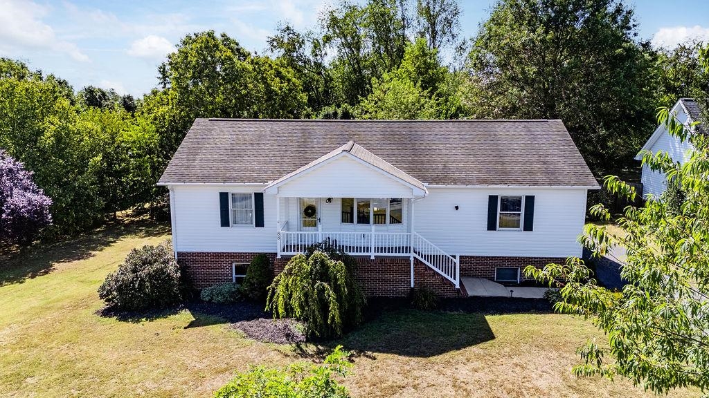 88 YARMOUTH RD, STUARTS DRAFT, Virginia 24477, 4 Bedrooms Bedrooms, ,2 BathroomsBathrooms,Residential,88 YARMOUTH RD,668445 MLS # 668445