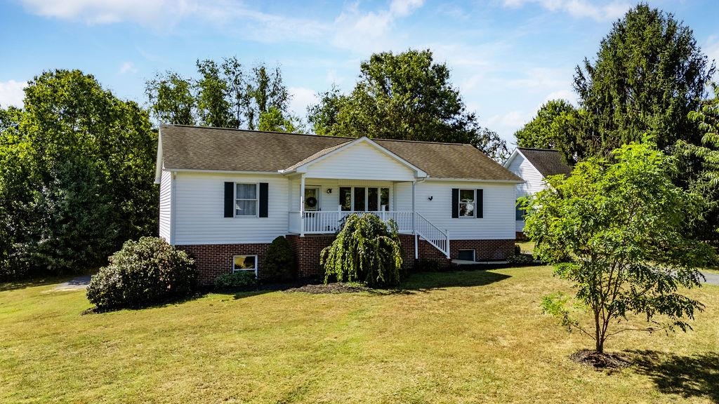 88 YARMOUTH RD, STUARTS DRAFT, Virginia 24477, 4 Bedrooms Bedrooms, ,2 BathroomsBathrooms,Residential,88 YARMOUTH RD,668445 MLS # 668445
