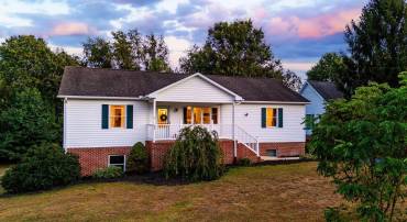 88 YARMOUTH RD, STUARTS DRAFT, Virginia 24477, 4 Bedrooms Bedrooms, ,2 BathroomsBathrooms,Residential,88 YARMOUTH RD,668445 MLS # 668445