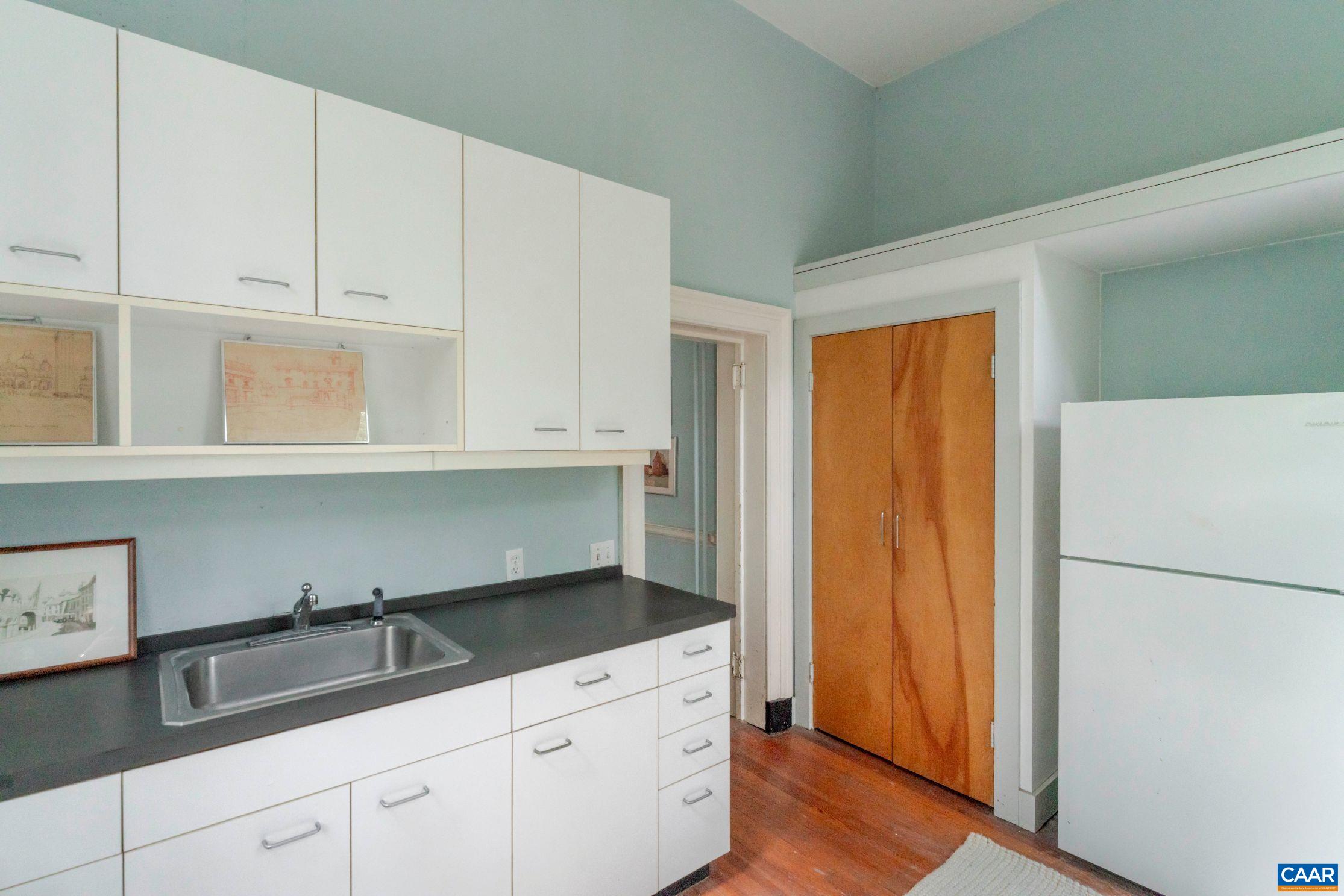 1201 EAST JEFFERSON ST, CHARLOTTESVILLE, Virginia 22902, 7 Bedrooms Bedrooms, ,5 BathroomsBathrooms,Residential,The Farm and the Lewis House,1201 EAST JEFFERSON ST,668450 MLS # 668450