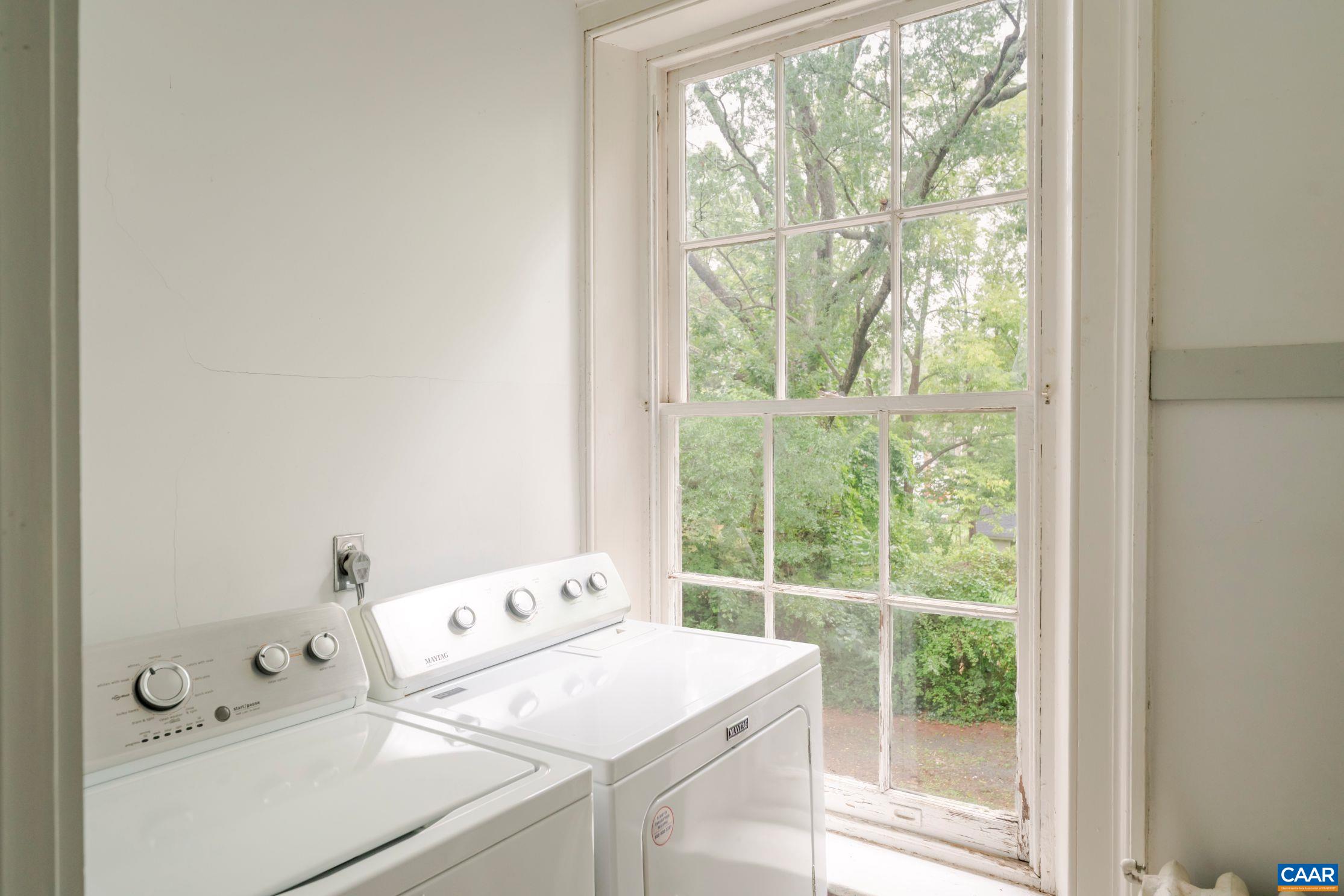 1201 EAST JEFFERSON ST, CHARLOTTESVILLE, Virginia 22902, 7 Bedrooms Bedrooms, ,5 BathroomsBathrooms,Residential,The Farm and the Lewis House,1201 EAST JEFFERSON ST,668450 MLS # 668450