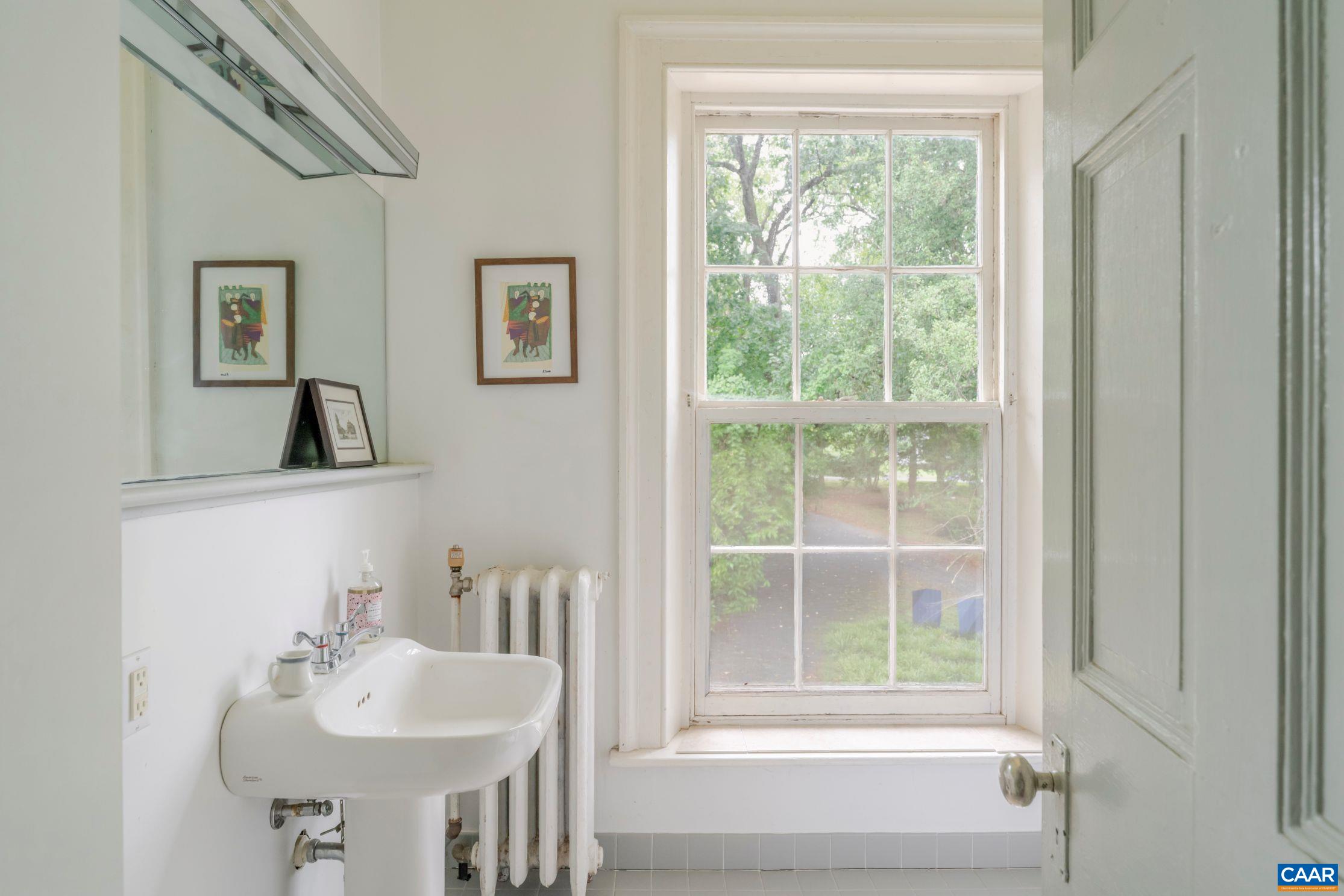 1201 EAST JEFFERSON ST, CHARLOTTESVILLE, Virginia 22902, 7 Bedrooms Bedrooms, ,5 BathroomsBathrooms,Residential,The Farm and the Lewis House,1201 EAST JEFFERSON ST,668450 MLS # 668450
