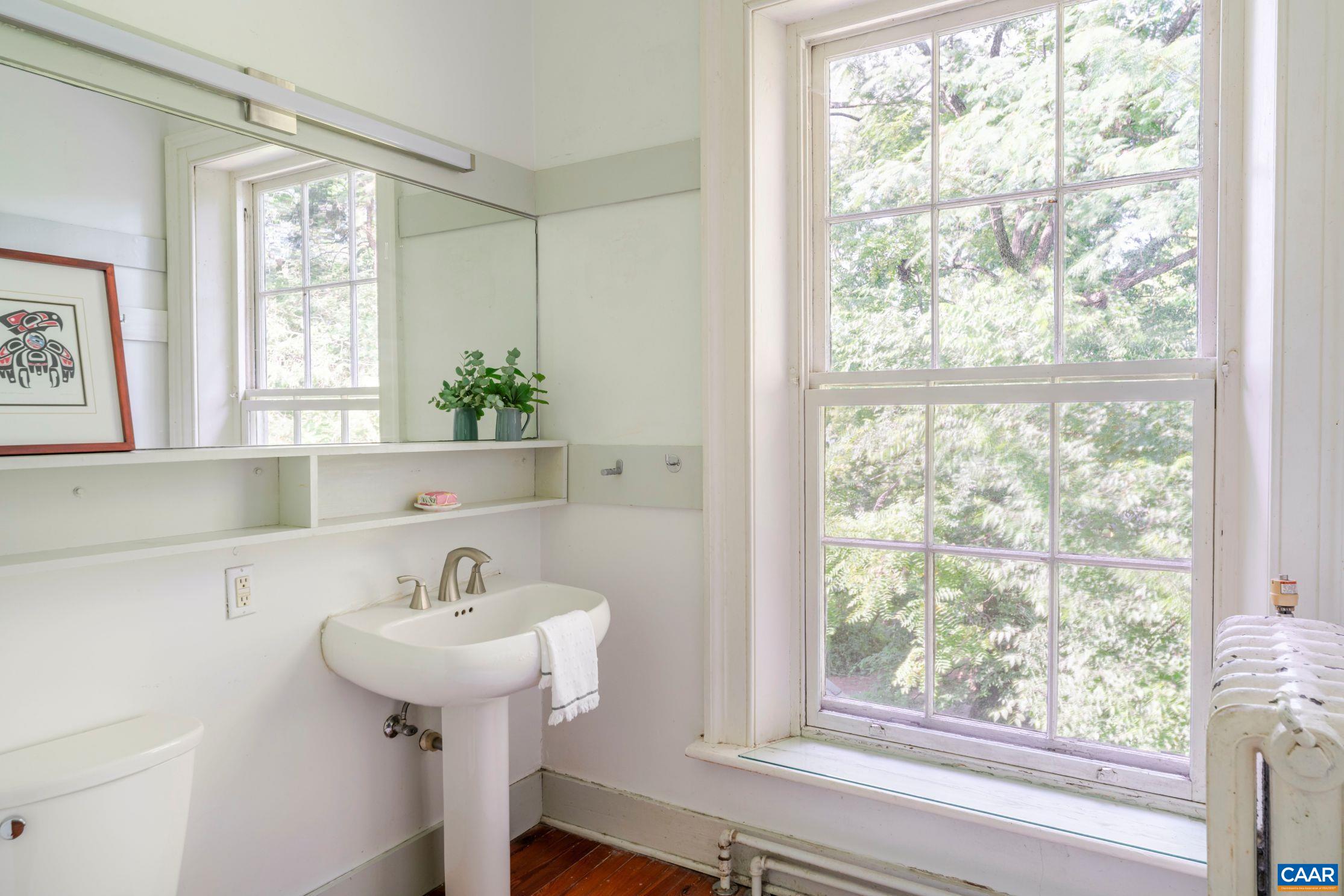 1201 EAST JEFFERSON ST, CHARLOTTESVILLE, Virginia 22902, 7 Bedrooms Bedrooms, ,5 BathroomsBathrooms,Residential,The Farm and the Lewis House,1201 EAST JEFFERSON ST,668450 MLS # 668450