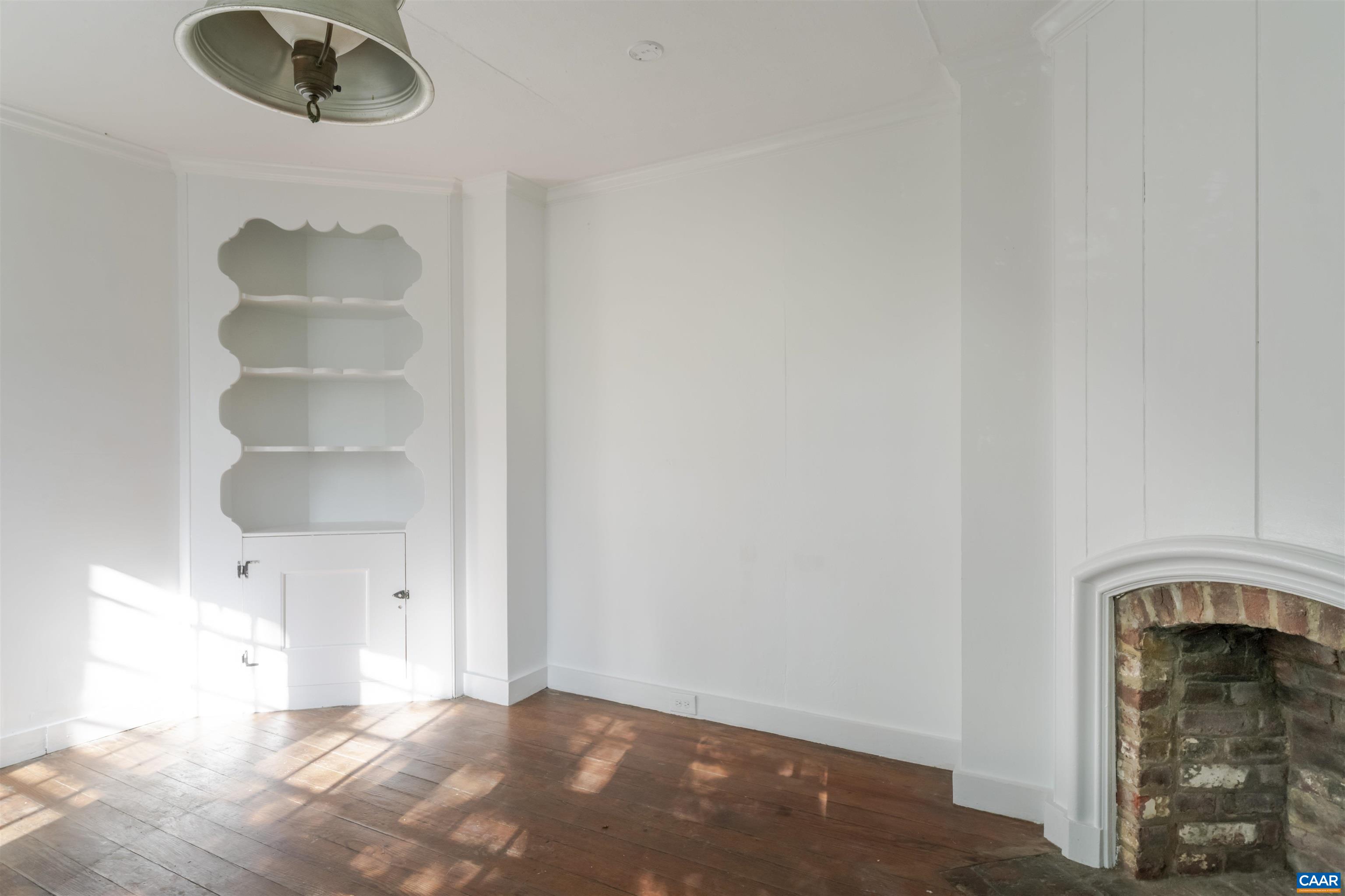 1201 EAST JEFFERSON ST, CHARLOTTESVILLE, Virginia 22902, 7 Bedrooms Bedrooms, ,5 BathroomsBathrooms,Residential,The Farm and the Lewis House,1201 EAST JEFFERSON ST,668450 MLS # 668450
