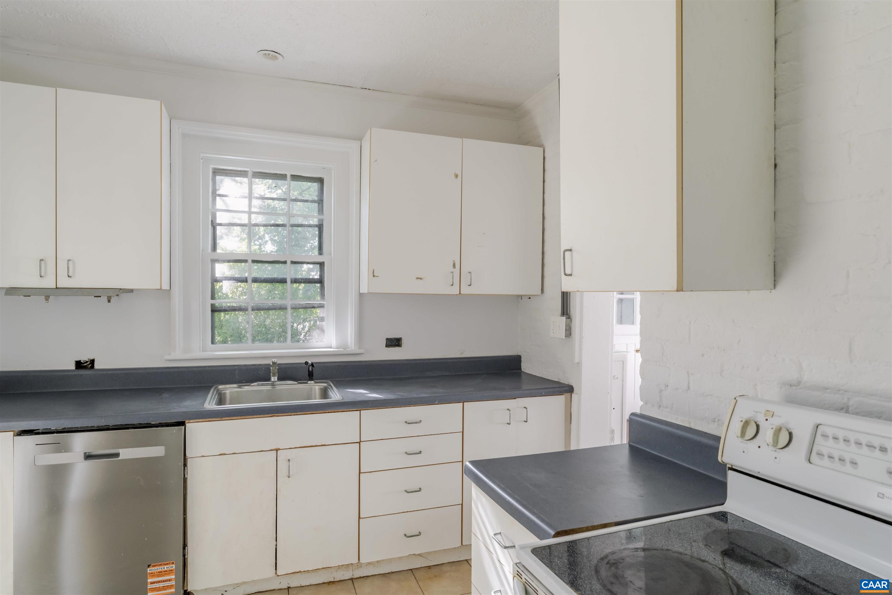 1201 EAST JEFFERSON ST, CHARLOTTESVILLE, Virginia 22902, 7 Bedrooms Bedrooms, ,5 BathroomsBathrooms,Residential,The Farm and the Lewis House,1201 EAST JEFFERSON ST,668450 MLS # 668450