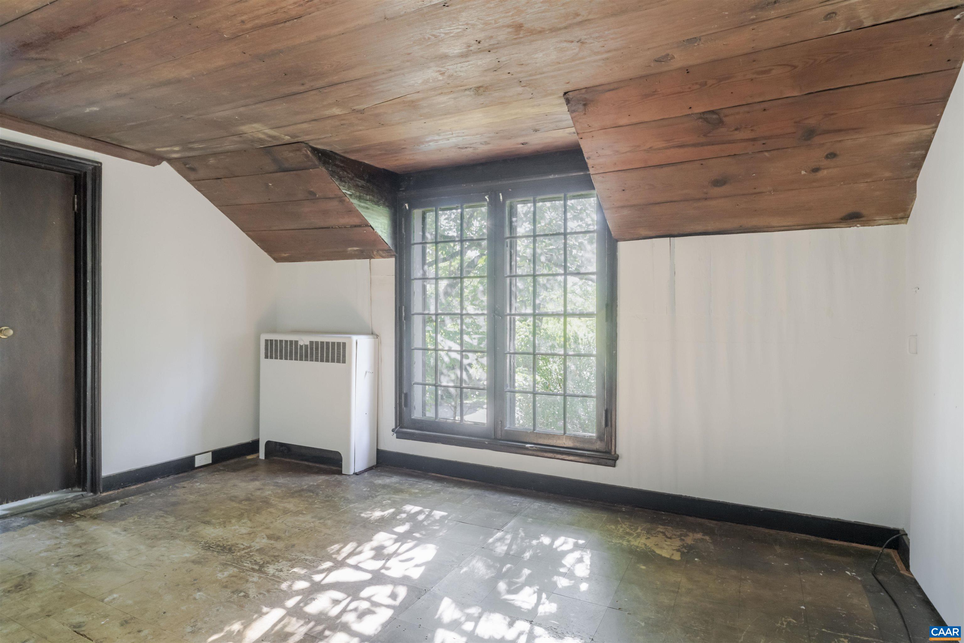 1201 EAST JEFFERSON ST, CHARLOTTESVILLE, Virginia 22902, 7 Bedrooms Bedrooms, ,5 BathroomsBathrooms,Residential,The Farm and the Lewis House,1201 EAST JEFFERSON ST,668450 MLS # 668450