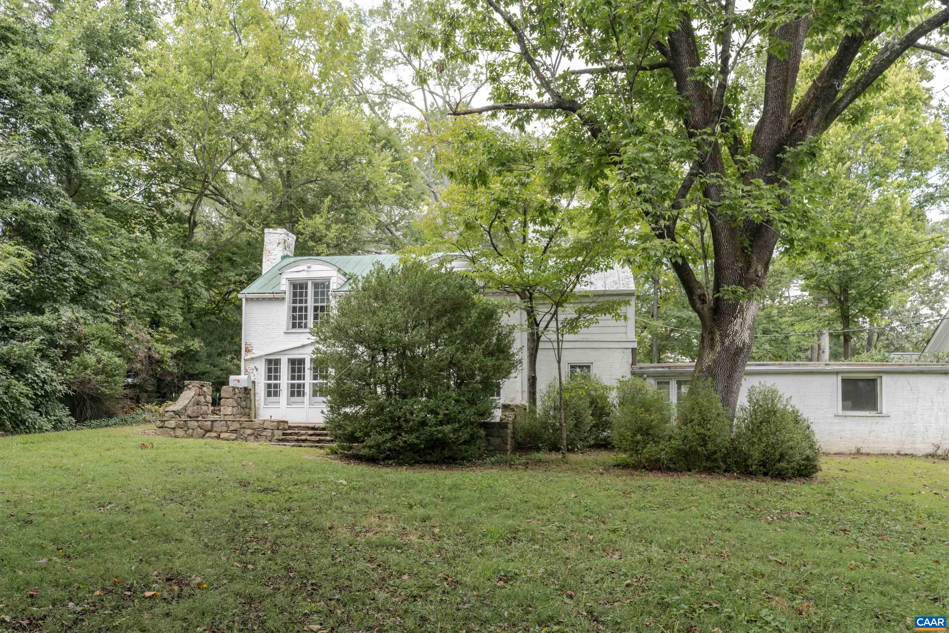 1201 EAST JEFFERSON ST, CHARLOTTESVILLE, Virginia 22902, 7 Bedrooms Bedrooms, ,5 BathroomsBathrooms,Residential,The Farm and the Lewis House,1201 EAST JEFFERSON ST,668450 MLS # 668450